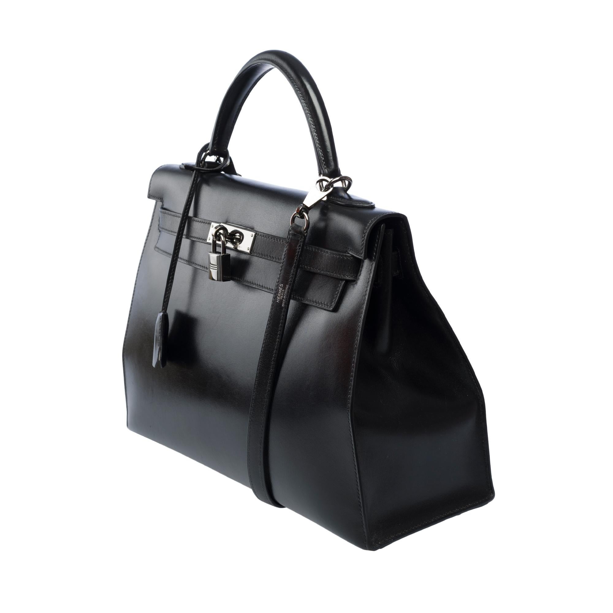 Women's Stunning Hermès Kelly 32 sellier handbag strap in Black Box Calf leather, PHW For Sale