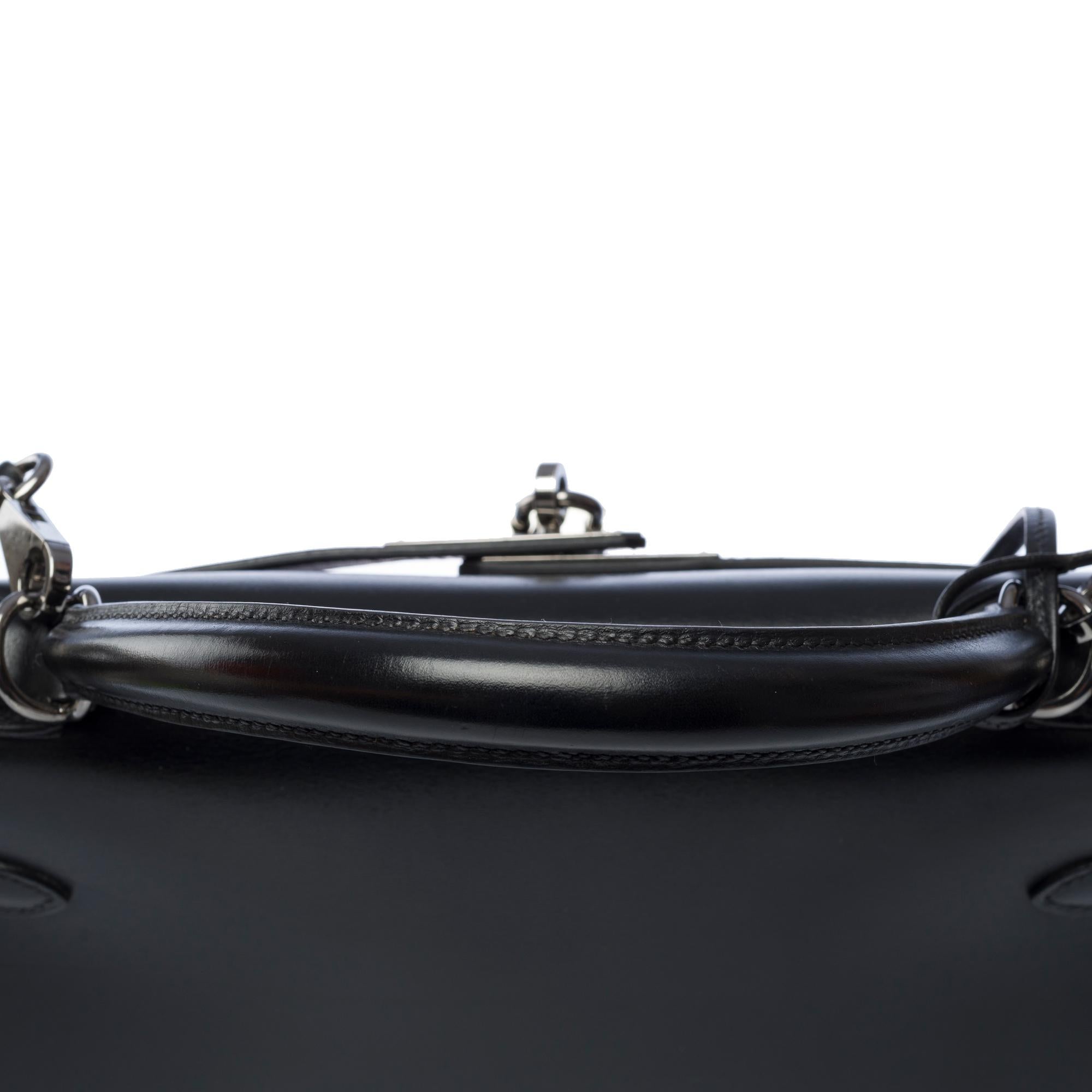 Stunning Hermès Kelly 32 sellier handbag strap in Black Box Calf leather, PHW For Sale 4