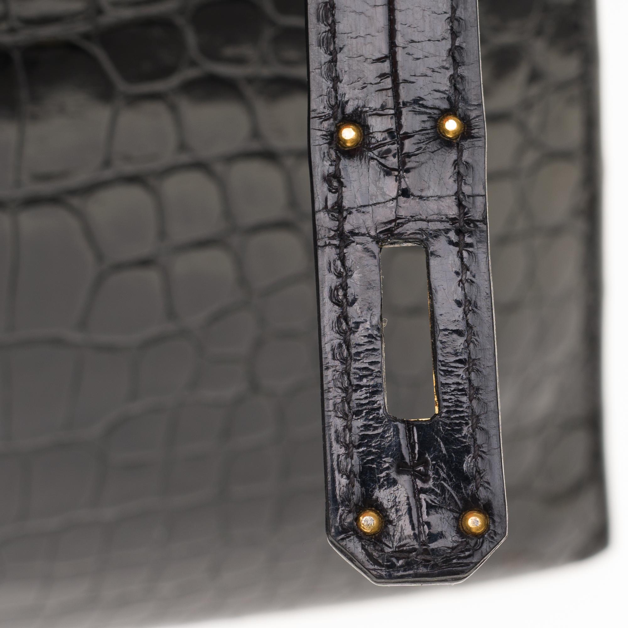 Black Stunning Hermes Kelly 35 strap shoulder bag in black Crocodile Leather, GHW