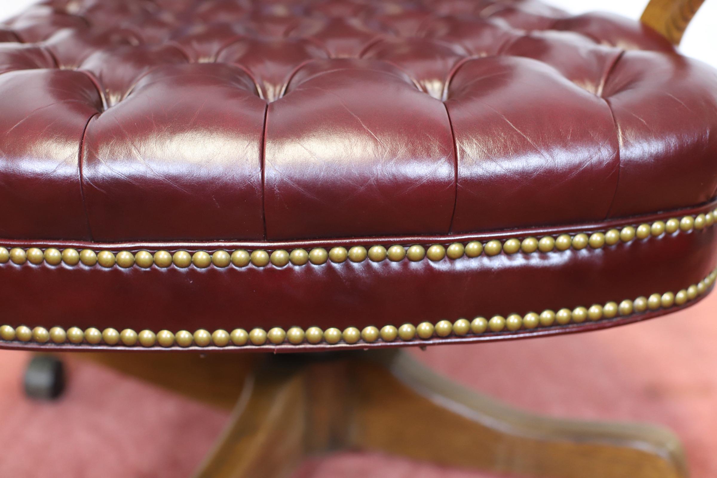 Stunning High  Backed  Georgian Style  Oak And Leather Button Back  Desk  Chair For Sale 6