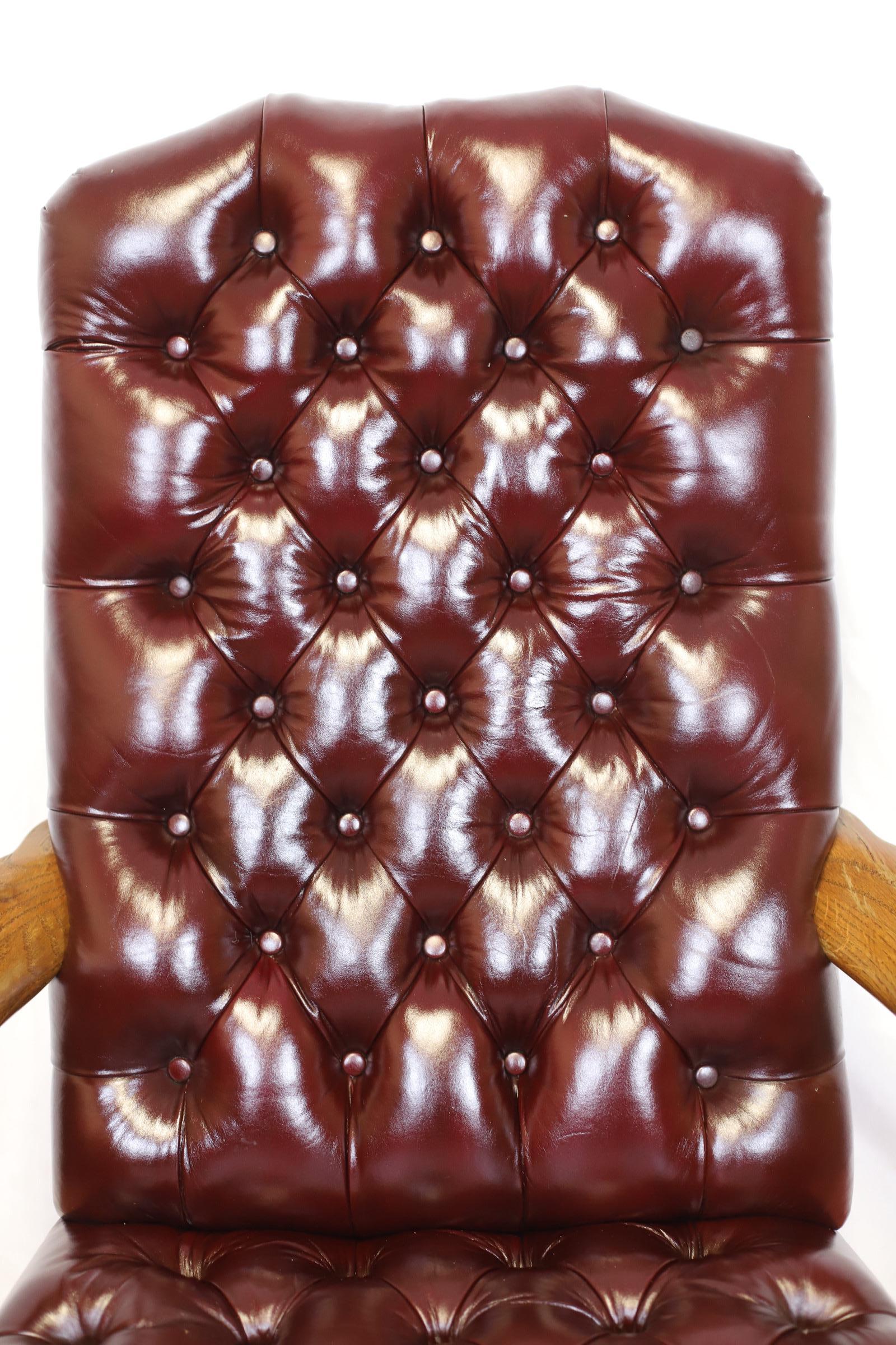 20th Century Stunning High  Backed  Georgian Style  Oak And Leather Button Back  Desk  Chair For Sale