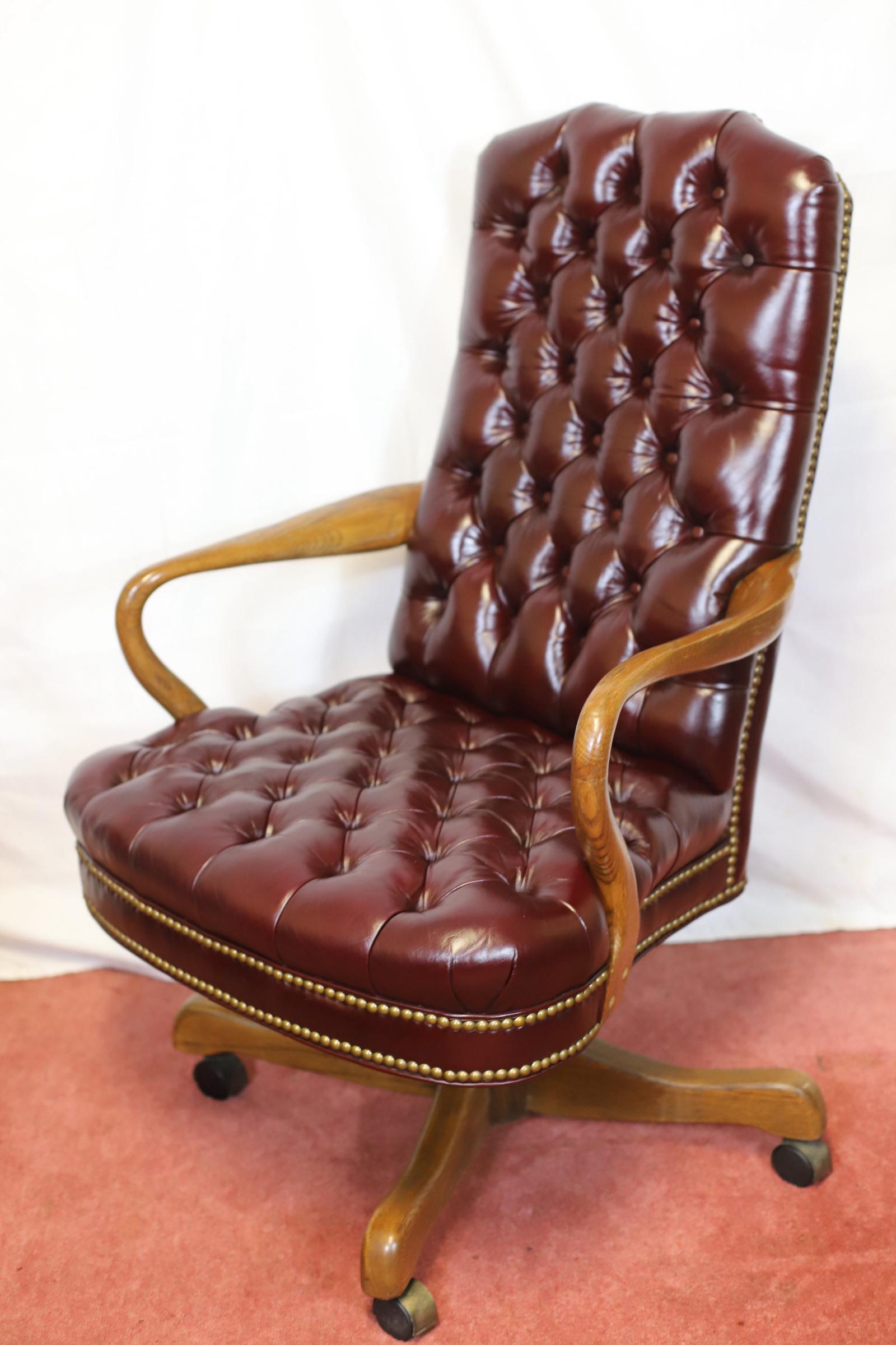 Stunning High  Backed  Georgian Style  Oak And Leather Button Back  Desk  Chair For Sale 1