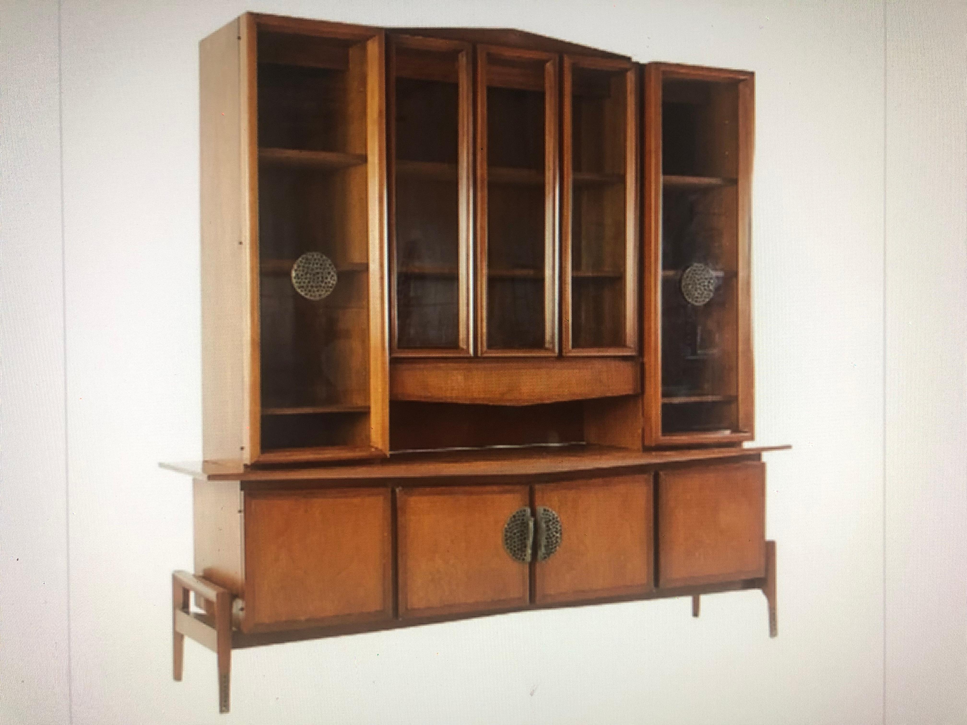Stunning Hobey Helen Baker Floating Asian Style Credenza Hutch Mid-Century For Sale 12