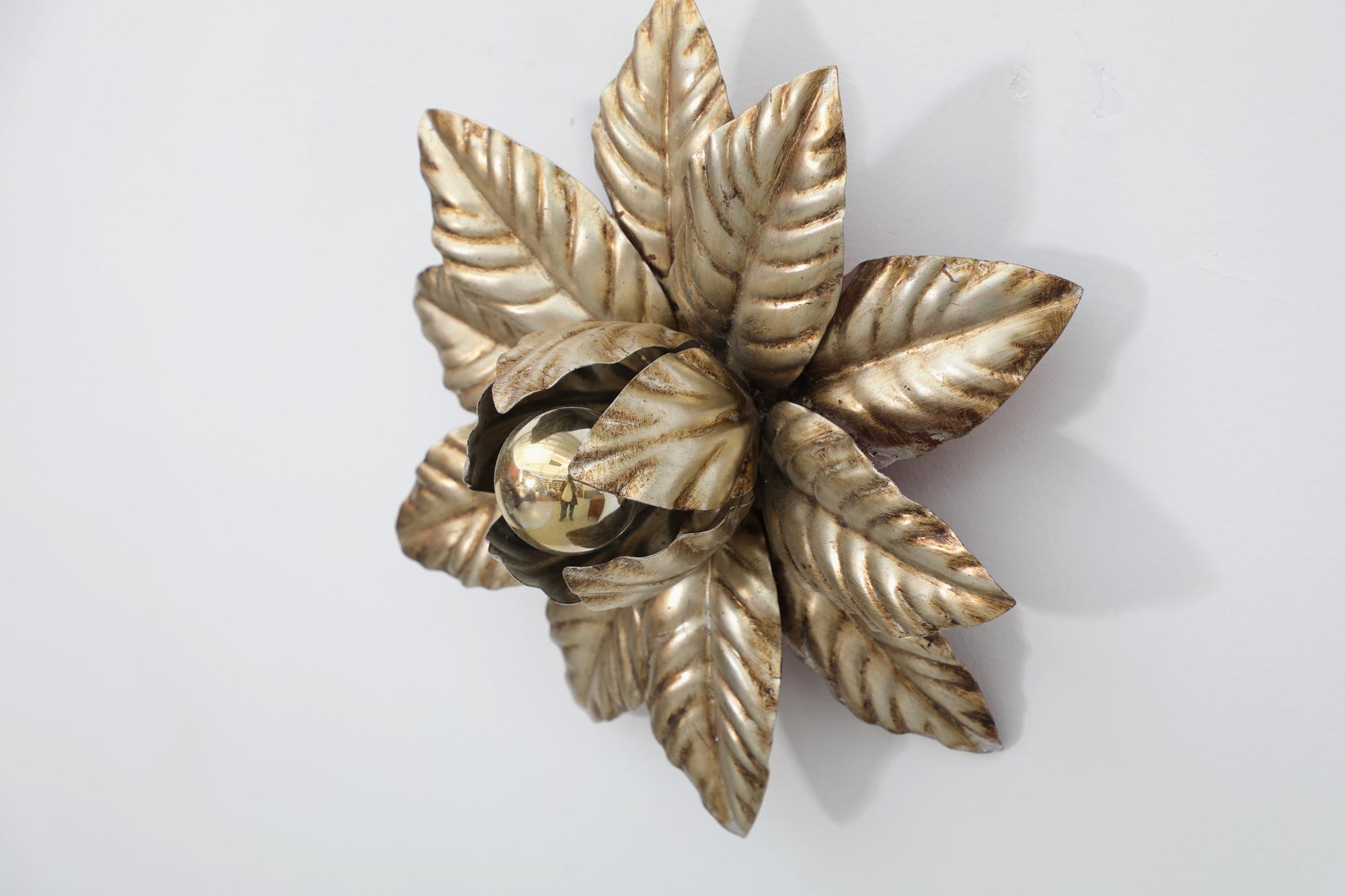 Stunning  1960s Hollywood Regency Gold Leaf Lily Pad Wall Sconces from Italy For Sale 2