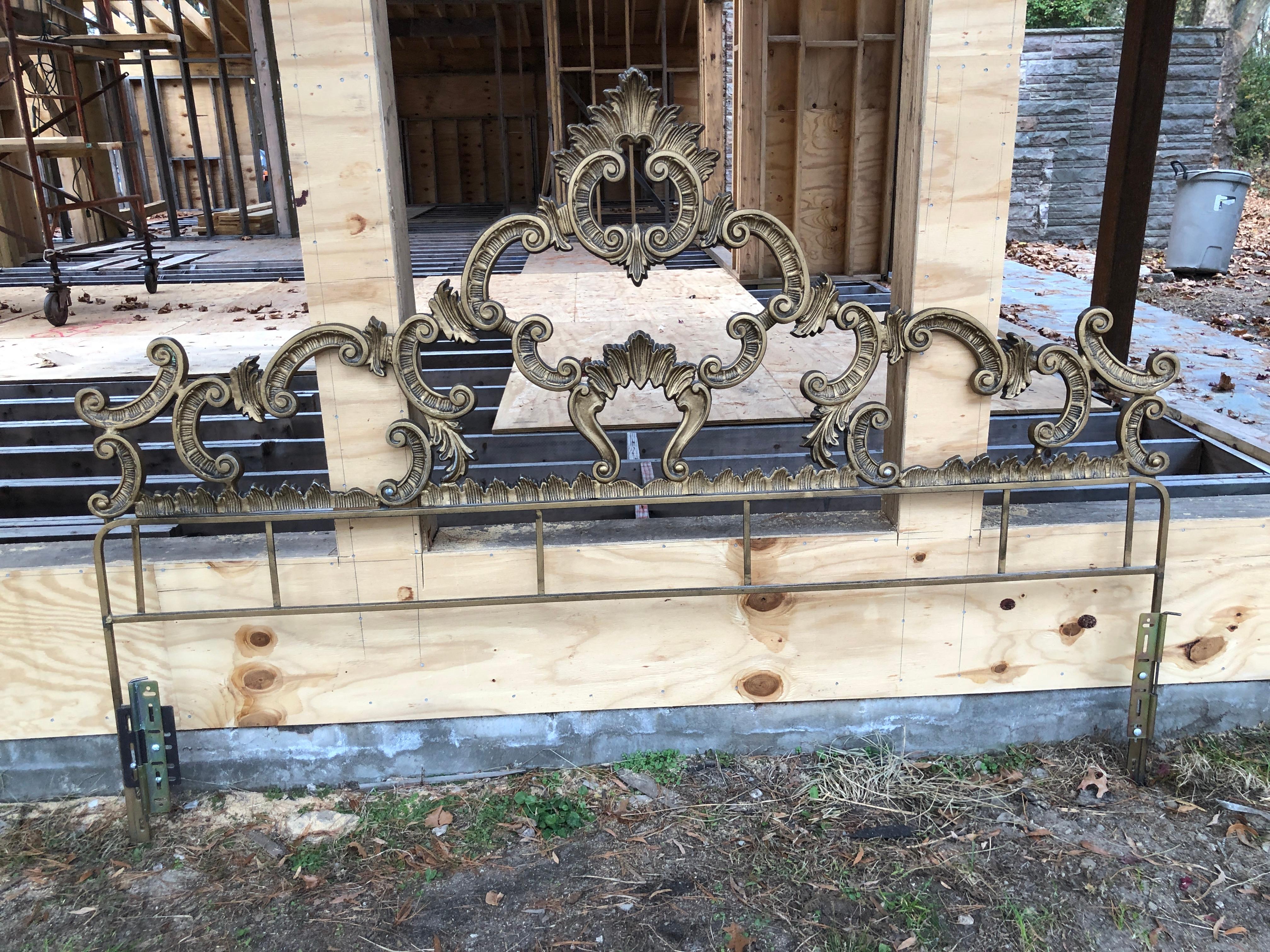 Stunning Hollywood Regency Ornate Gold Iron Kingsize Headboard Bed For Sale 8