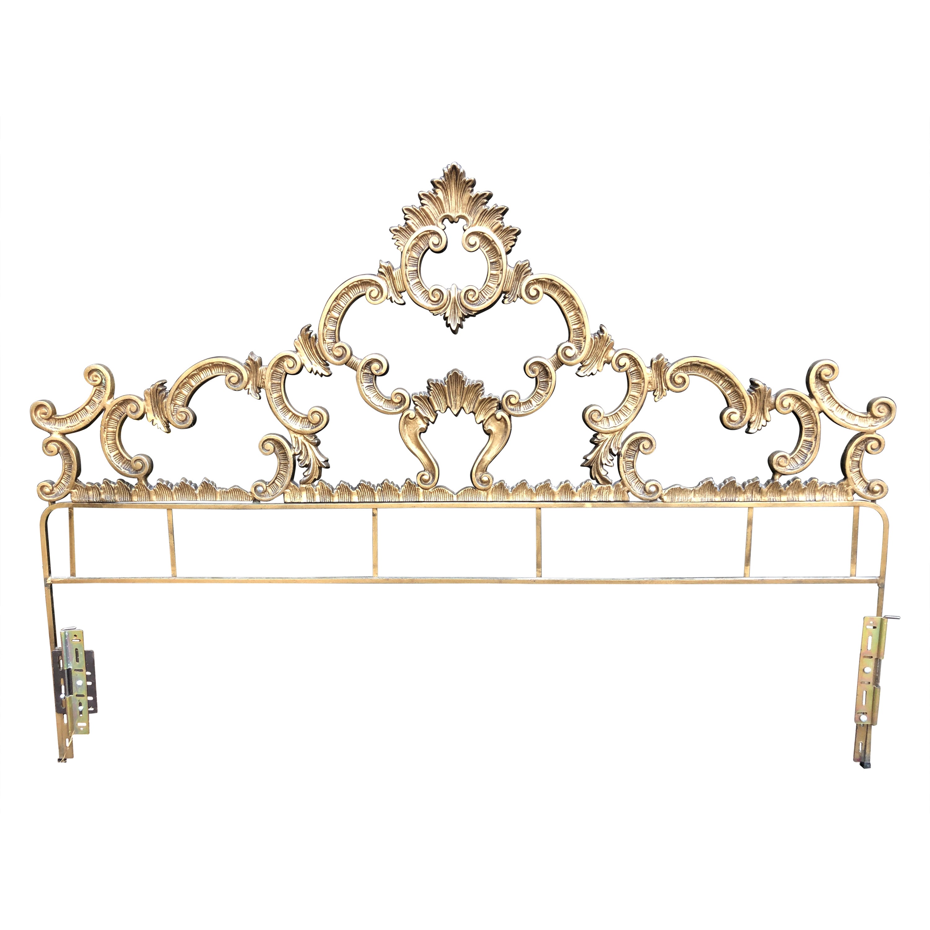Superbe lit de tête de lit Hollywood Regency orné de fer doré en vente