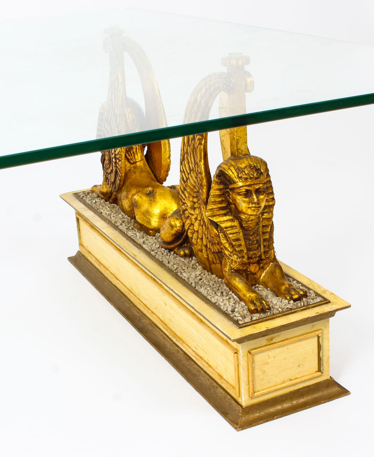 Stunning Hollywood Regency Sphinx Coffee Table, Mid-20th Century 2