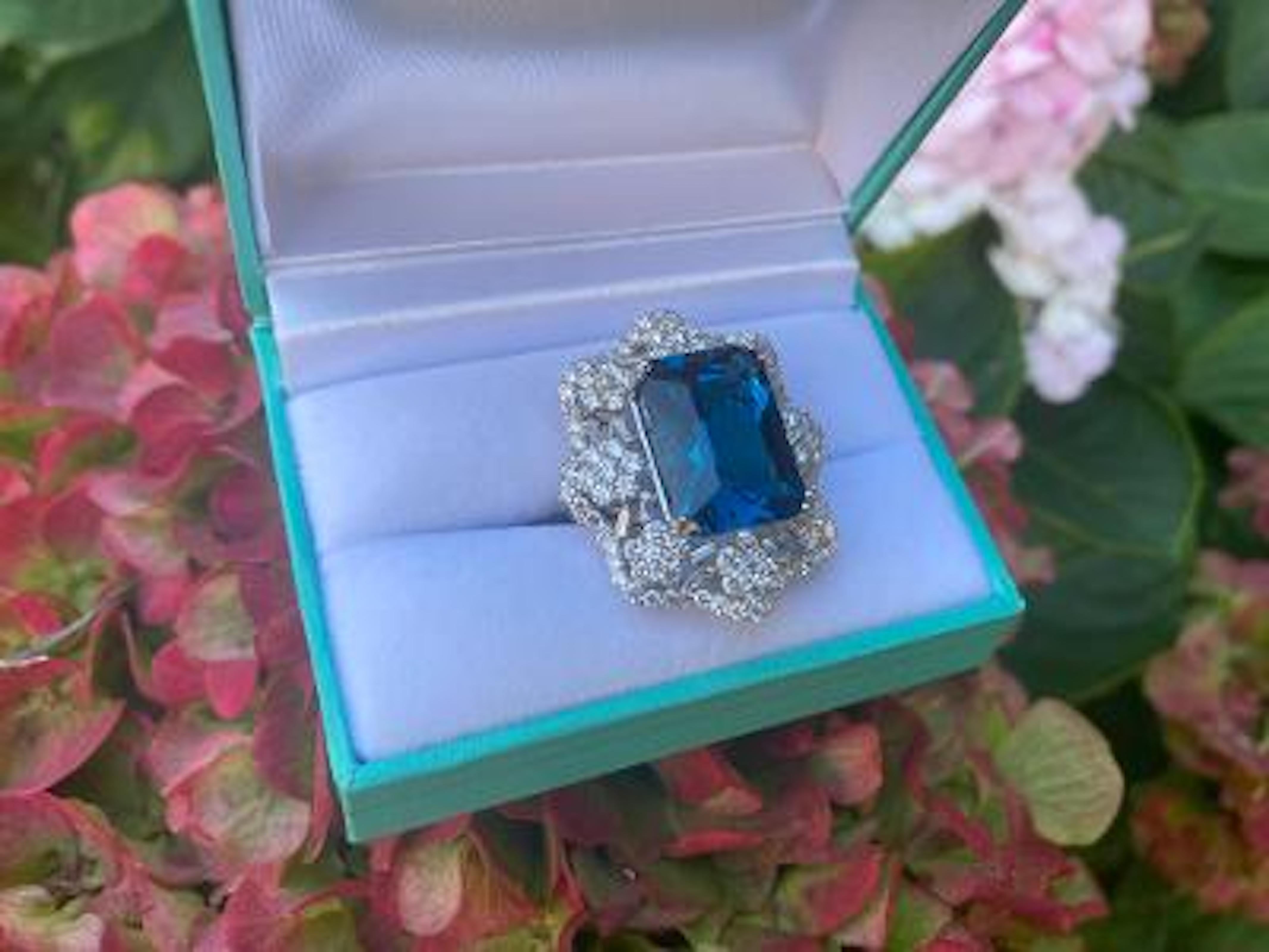 Stunning Huge 23.71 Carat London Blue Topaz and Diamond 18 Karat Cocktail Ring 3