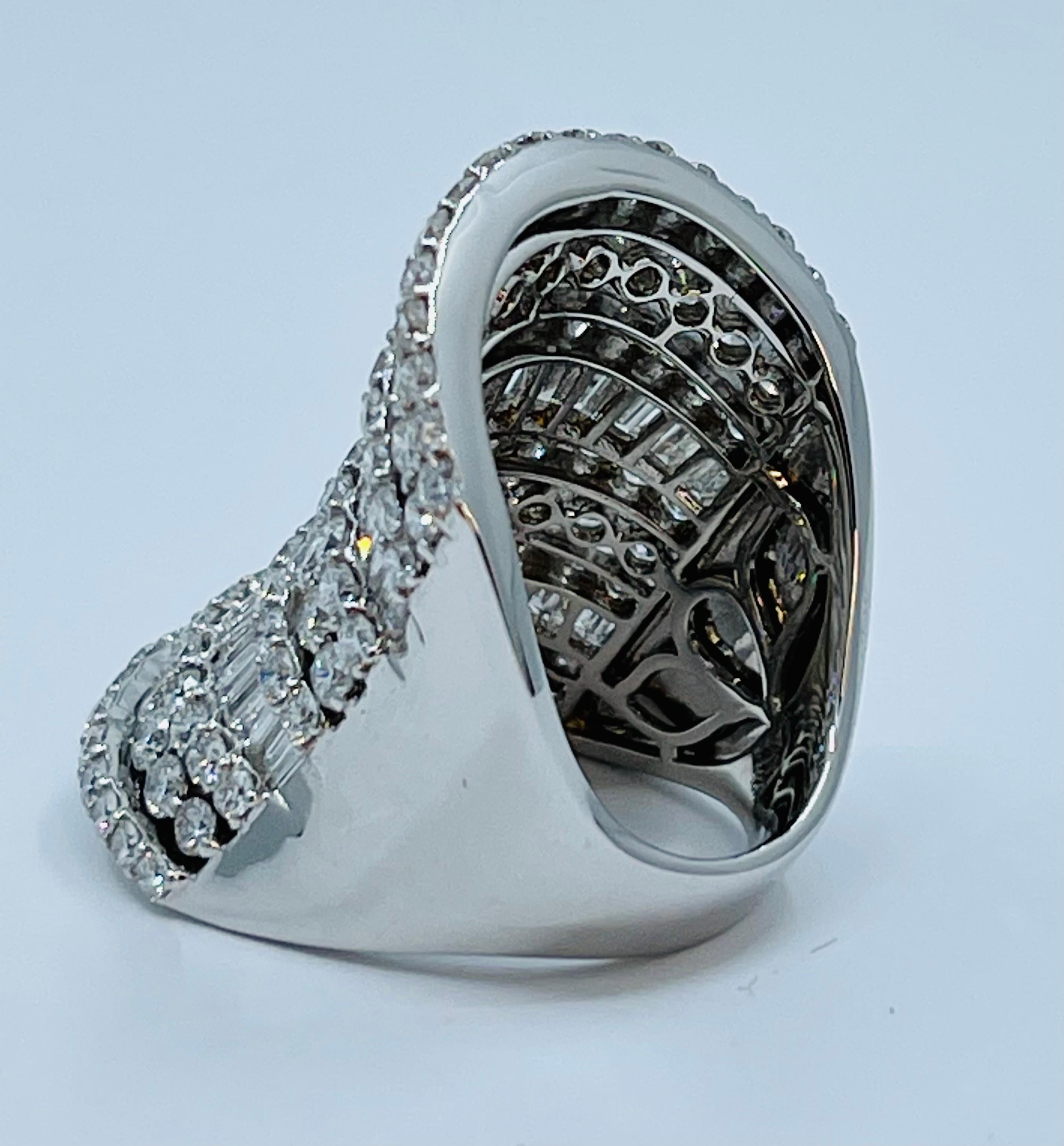 Stunning Huge 9 Carat Diamond Seven Layer 18 Karat White Gold Cocktail Band Ring 3
