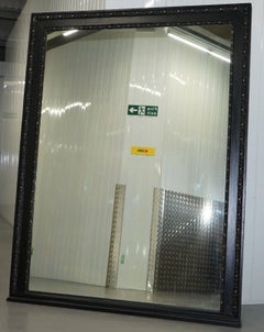 Stupefacente specchio vittoriano di vetro intagliato a mano con cornice ebanizzata