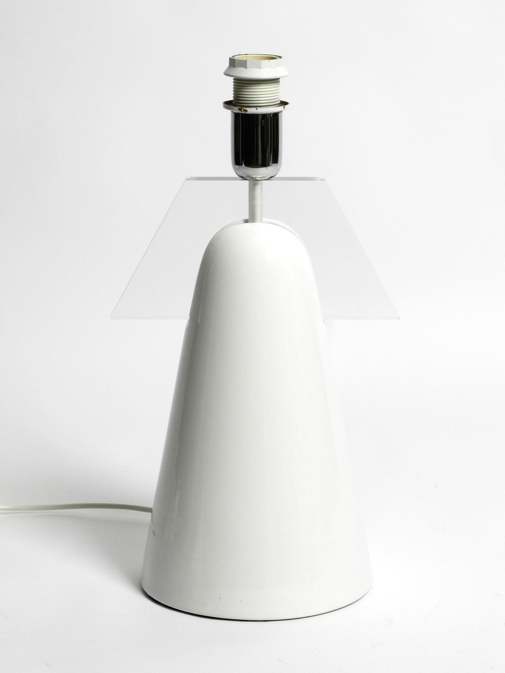 Space Age Stunning Italian 1970s Ceramic Plexiglass Table Lamp Without a Shade For Sale