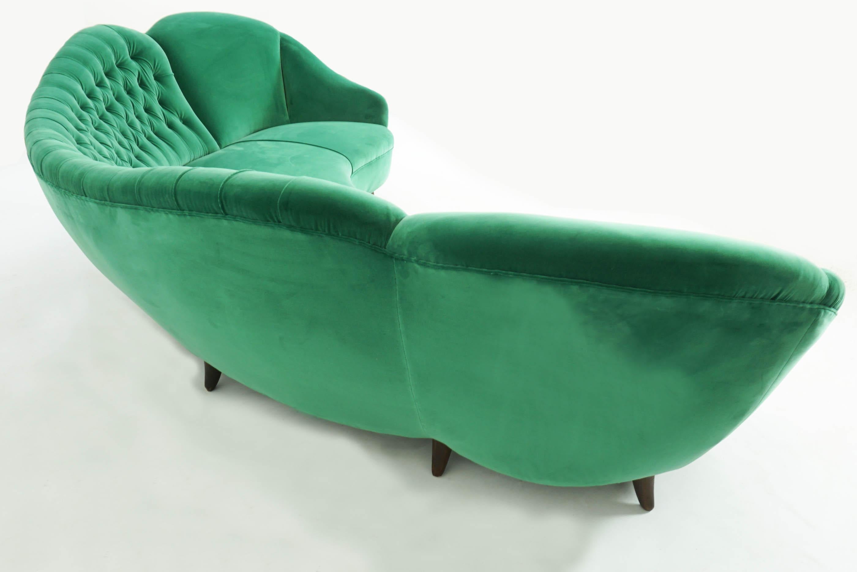 Italian Design 1950 Cozy Curved Sofa New Covered with Dedar Green Velvet 1