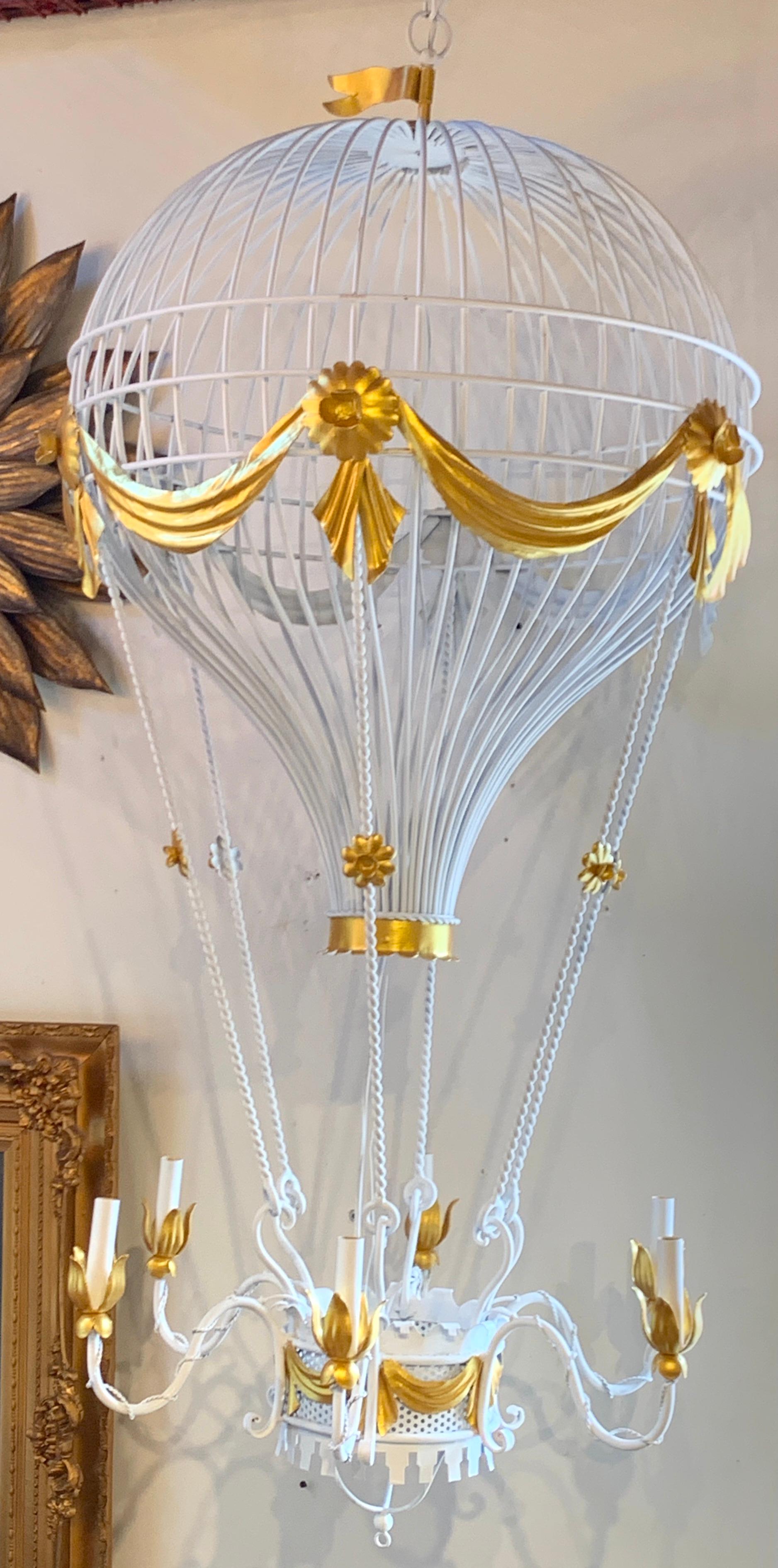 Stunning Italian gilt & polychromed tole hot air balloon chandelier, in gilt and white, fitted with six lights, standing 60