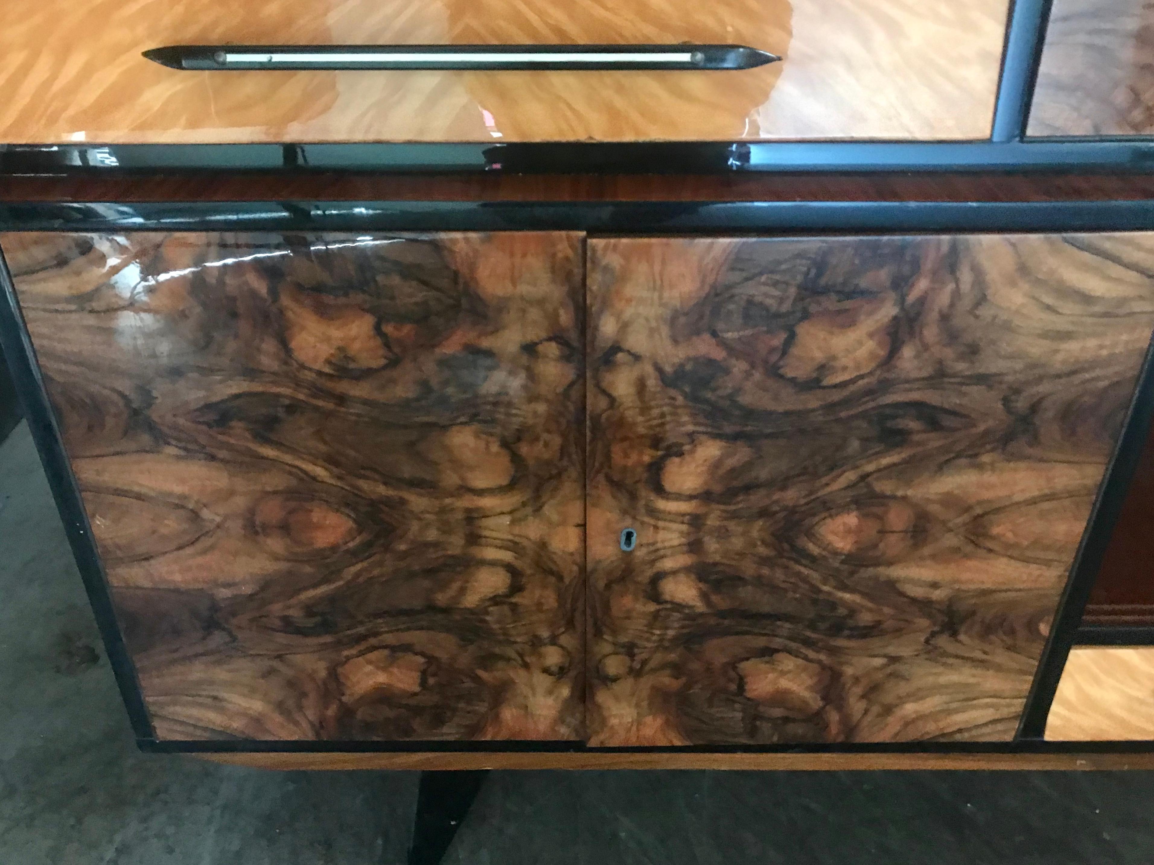 Stunning Modernist Exotic Burl Wood Cabinet/Bar Attributed to Osvaldo Borsani 1