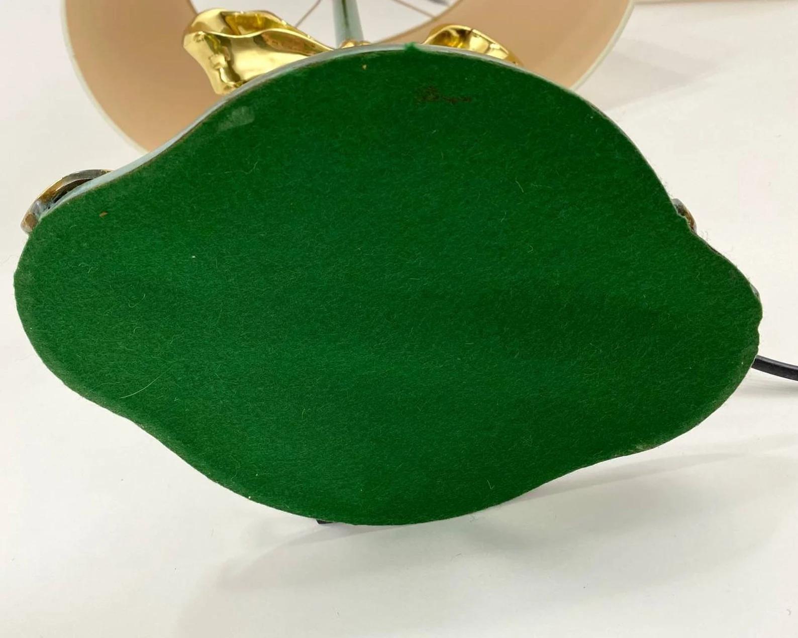Paired Table Lamps from the famous spanish company Valenti will be an excellent decor of the living room, bedroom, suitable for installation on the dressing table, on the bedside table next to the bed.

The lamps have a stylish body of enameled