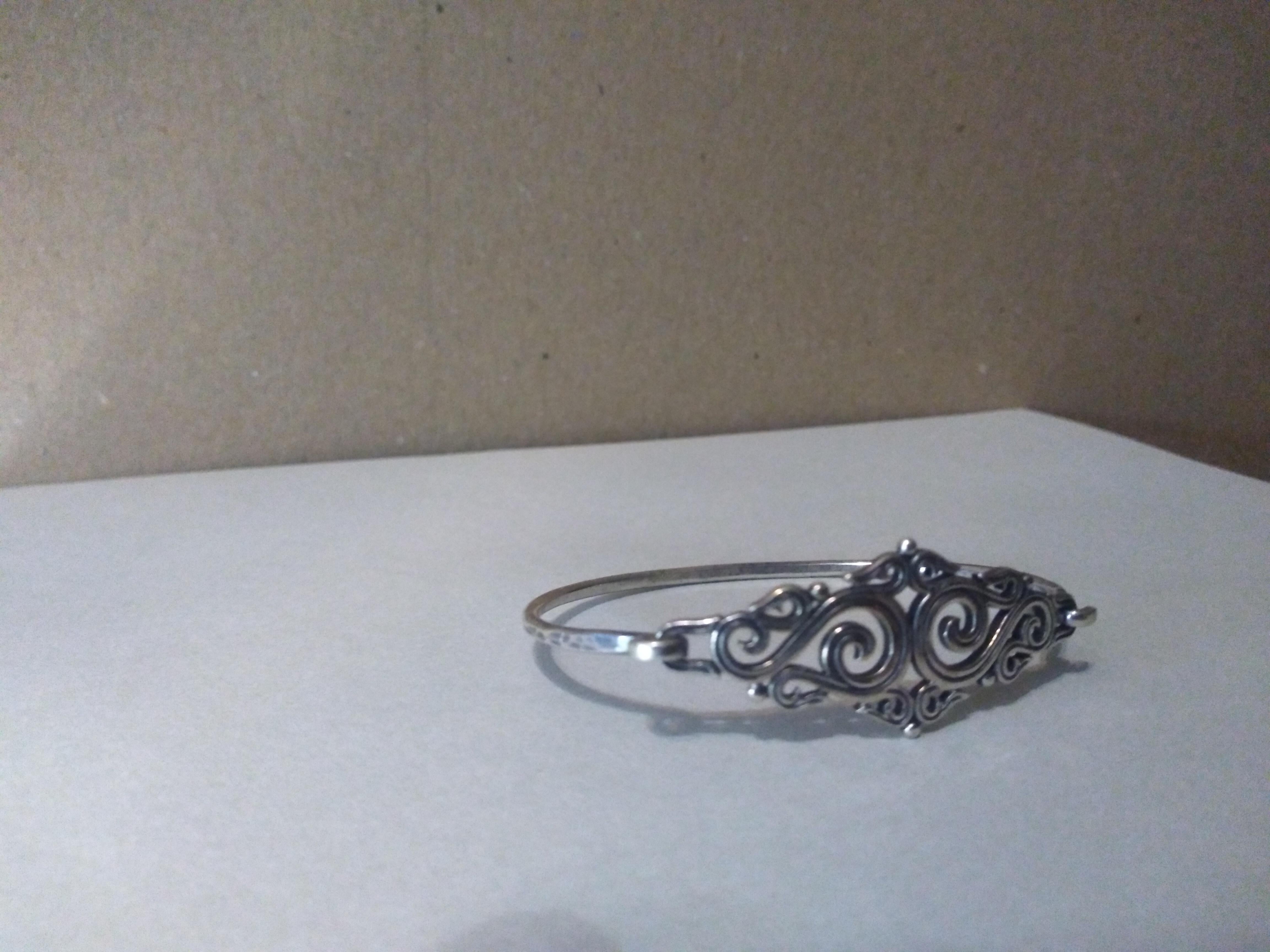 Stunning James Avery Sterling Silver Sorrento Filligree Bracelet In Good Condition In Pasadena, TX