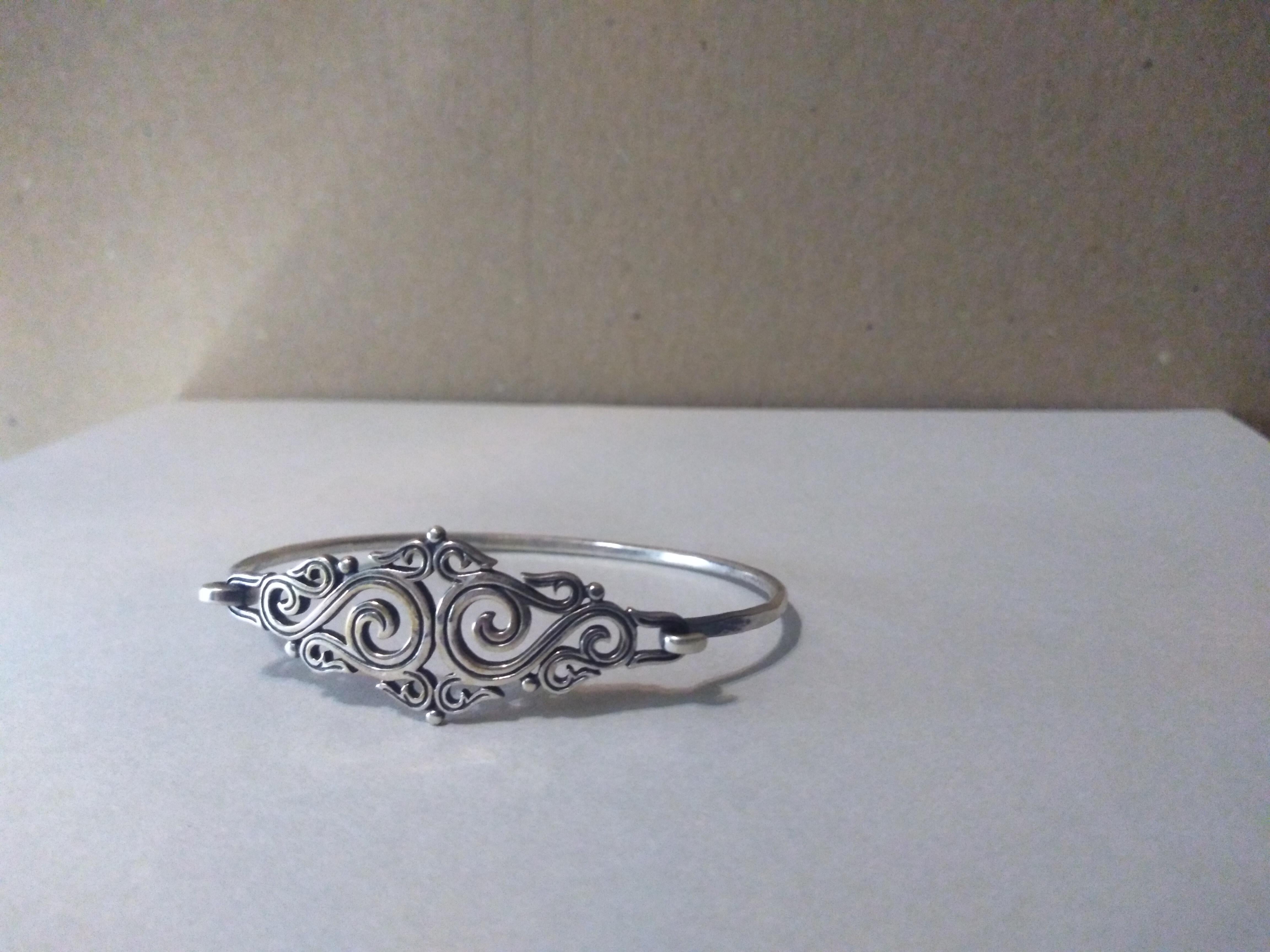20th Century Stunning James Avery Sterling Silver Sorrento Filligree Bracelet