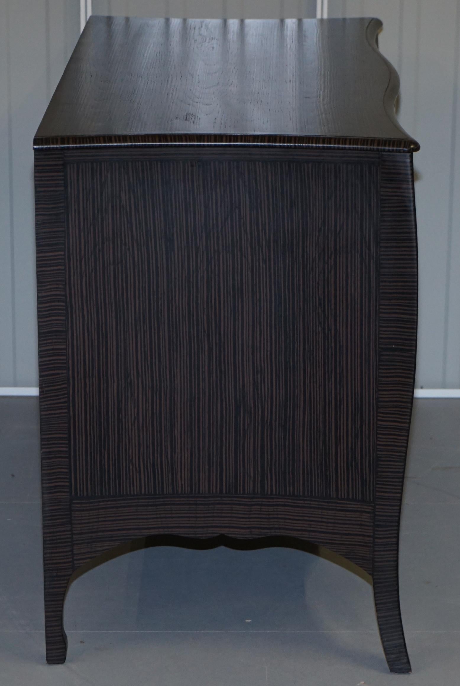 Modern Stunning Julian Chichester Chelsea London Serpentine Fronted Chest of Drawers