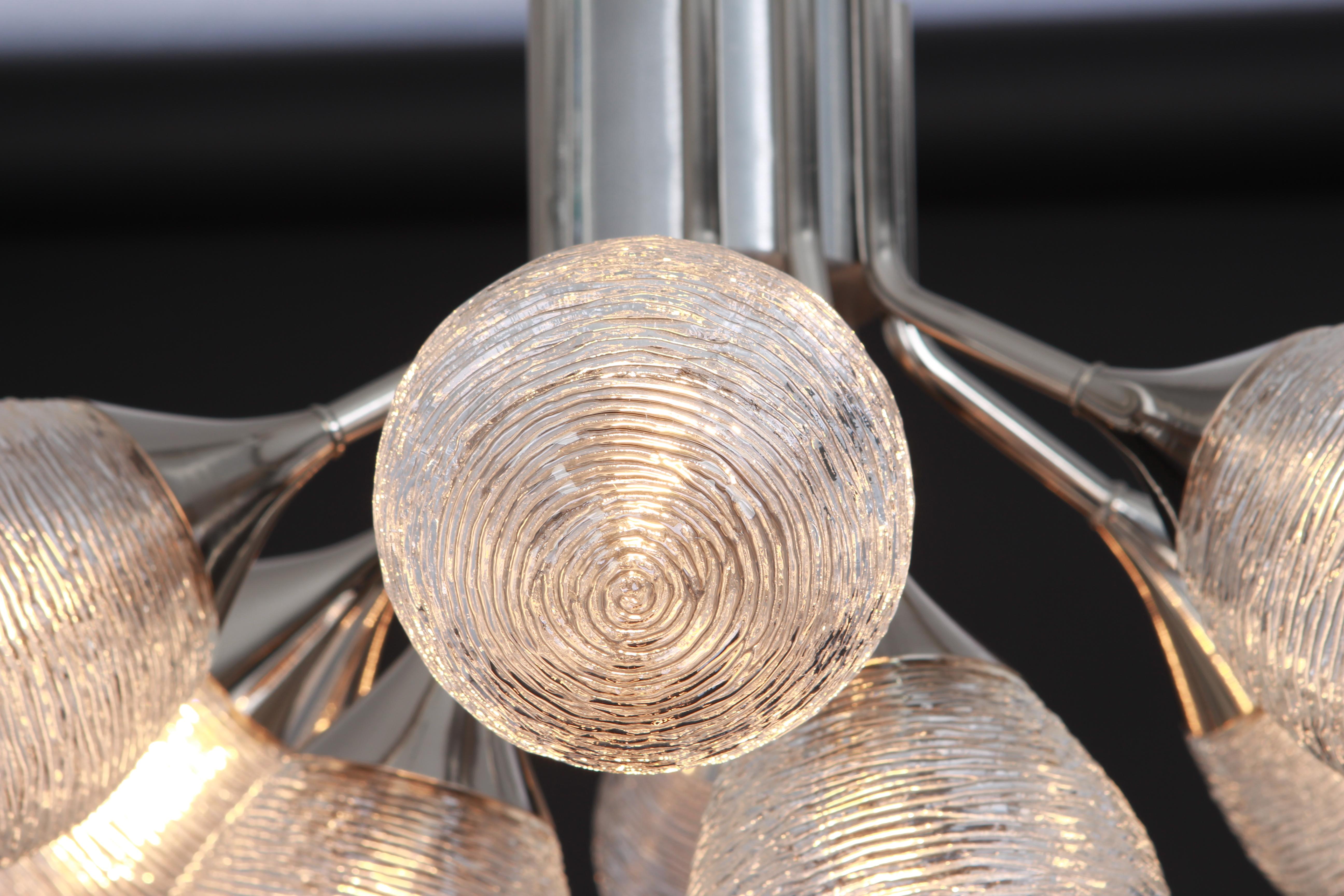 Fin du 20e siècle Superbe lustre Kaiser Sputnik à globes en verre, Allemagne, 1970 en vente