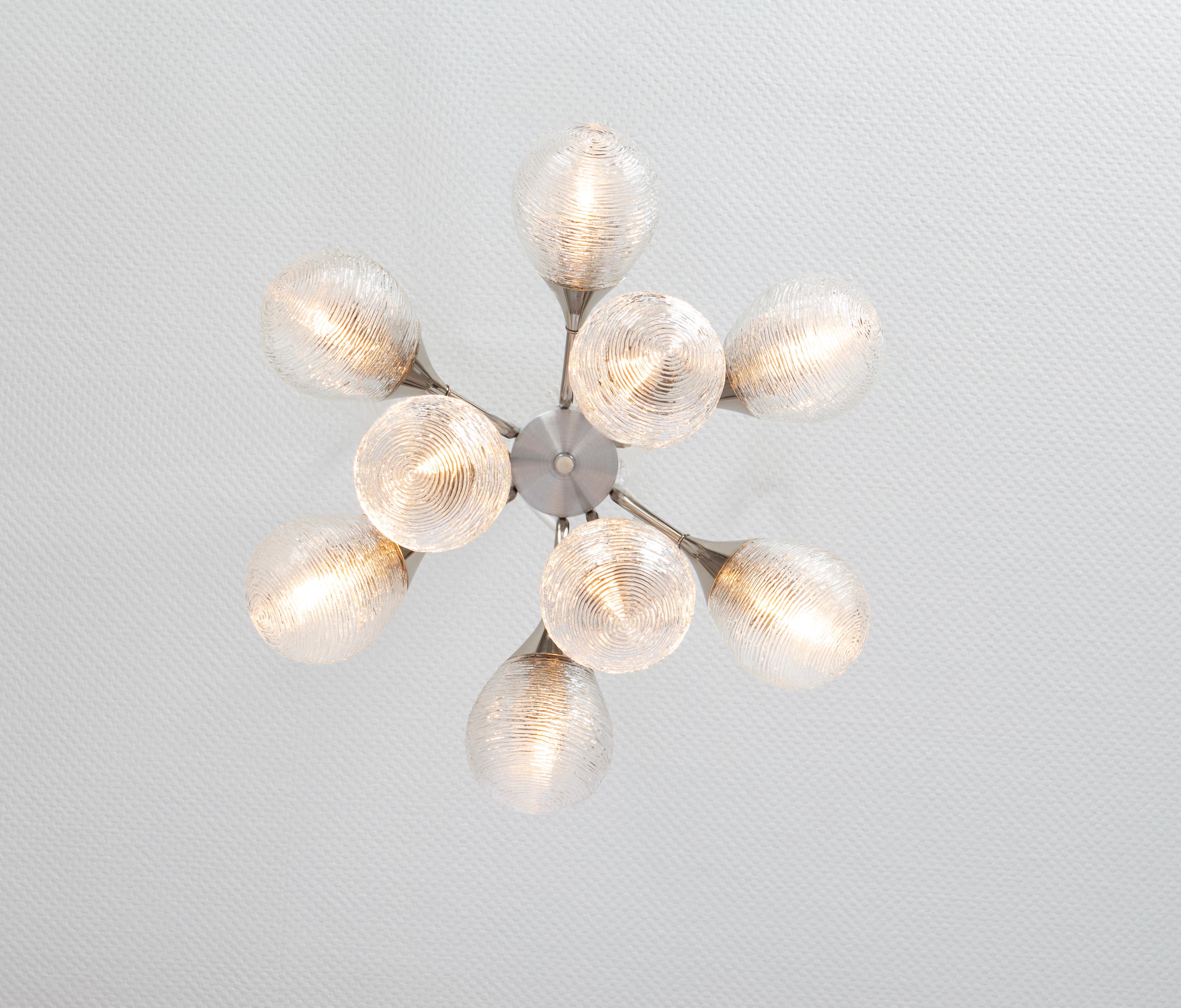 Métal Superbe lustre Kaiser Sputnik à globes en verre, Allemagne, 1970 en vente