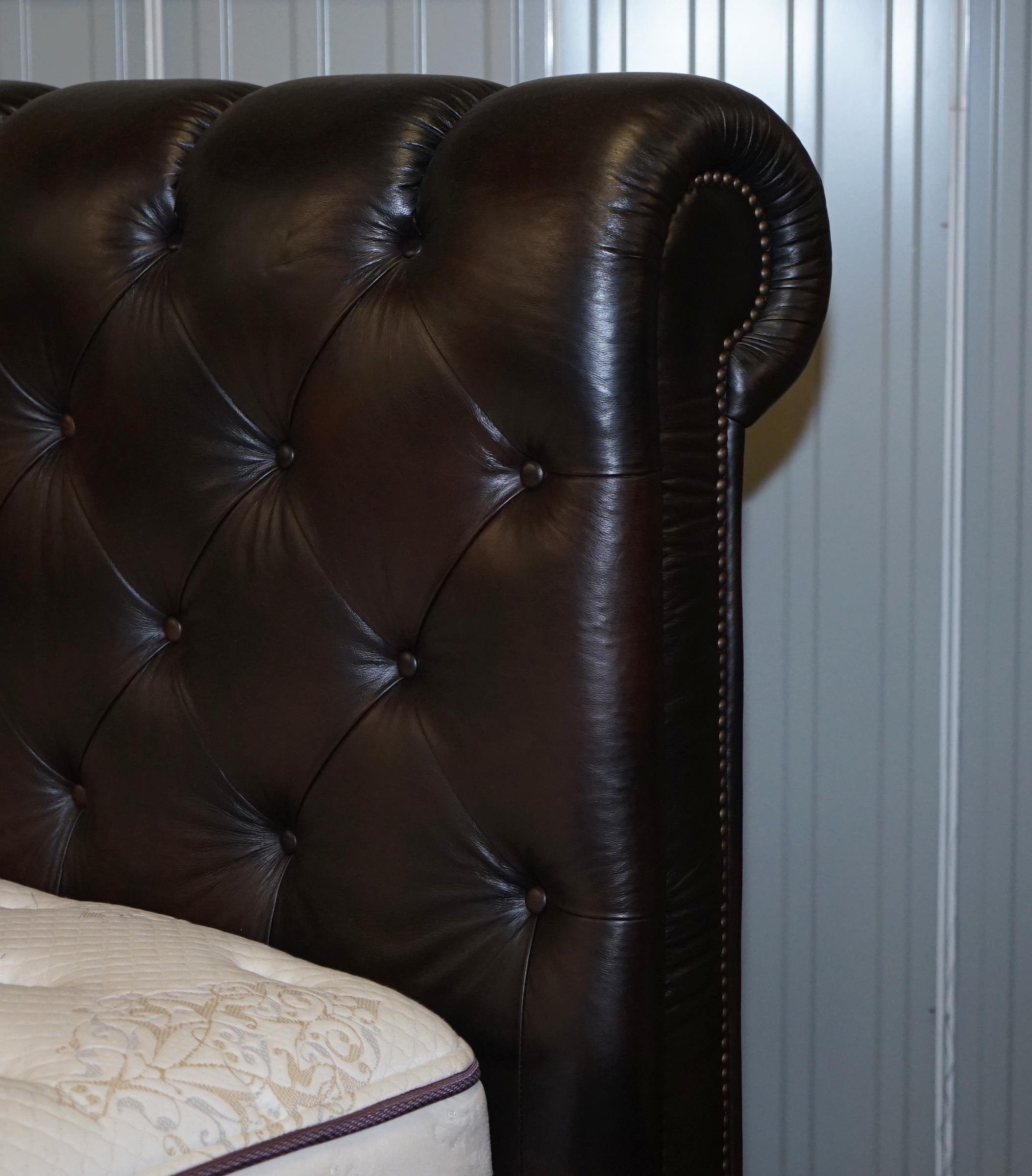Hand-Crafted Stunning King Size Aged Brown Leather Chesterfield Tufted Bed Inc Mattress Divan