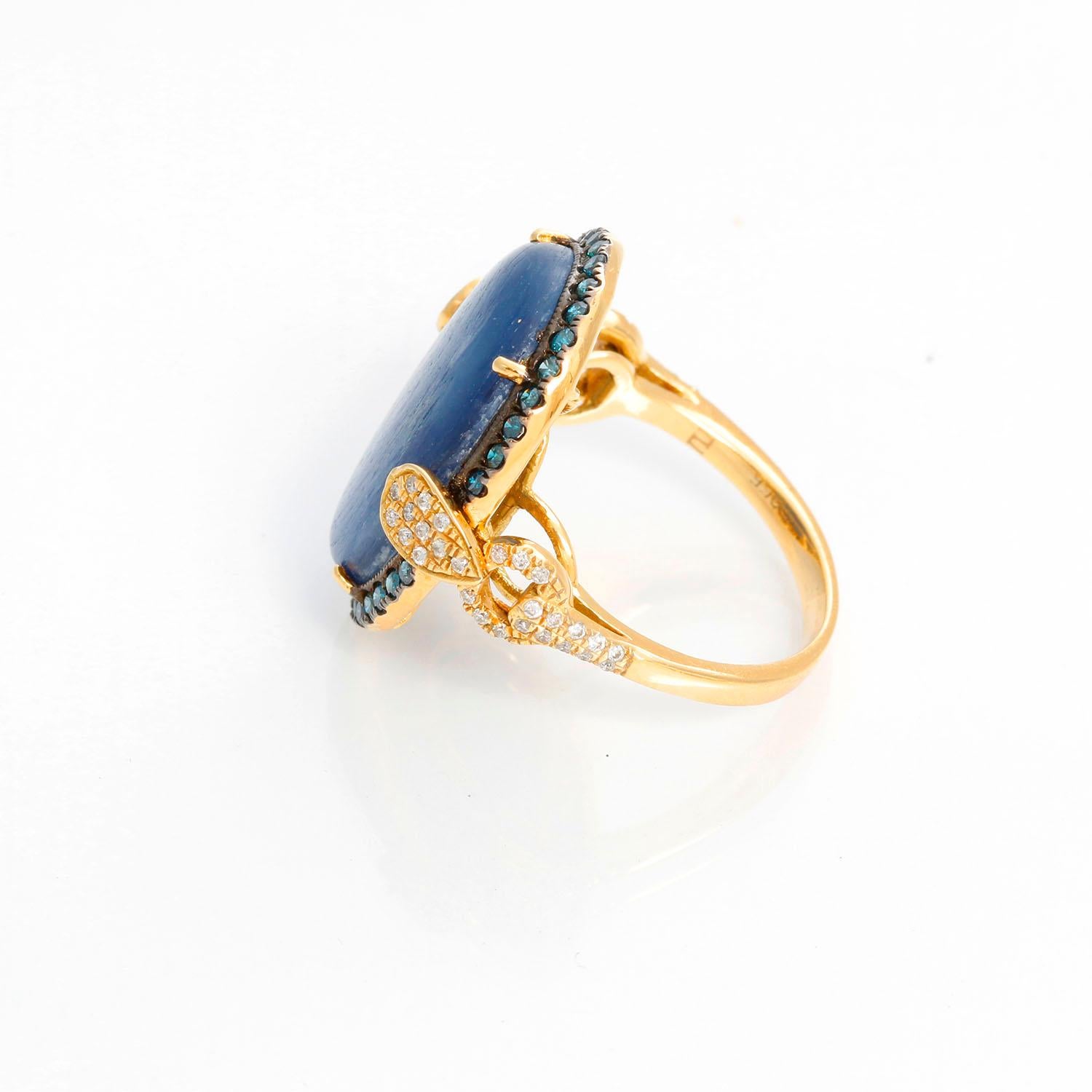 Stunning Kyanite Blue Diamond White Diamond Yellow Gold Ring In New Condition In Dallas, TX