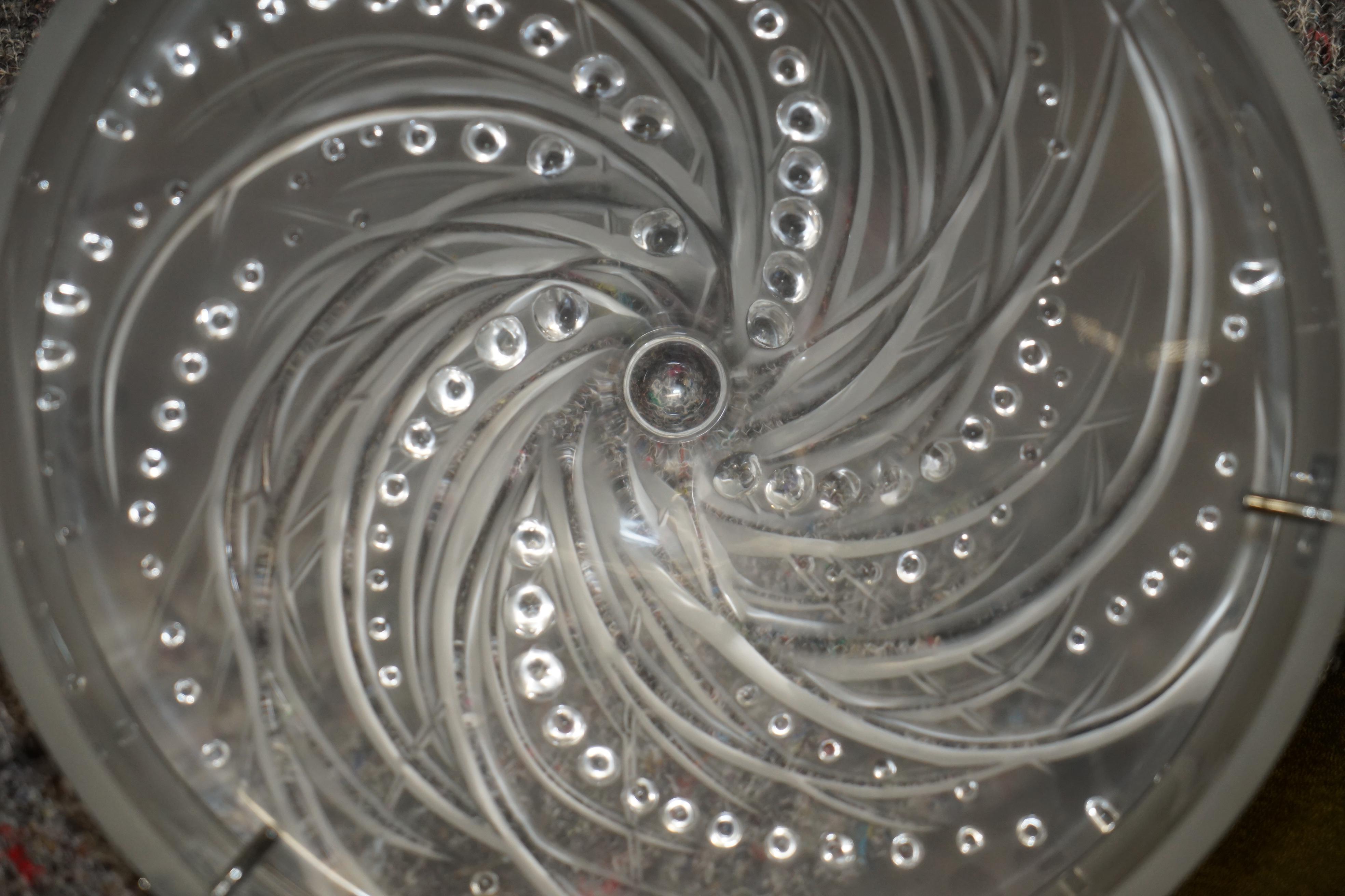 STUNNiNG LALIQUE CORALLINE CRYSTAL CEILING LIGHT BRAND NEW AND UNUSED en vente 3