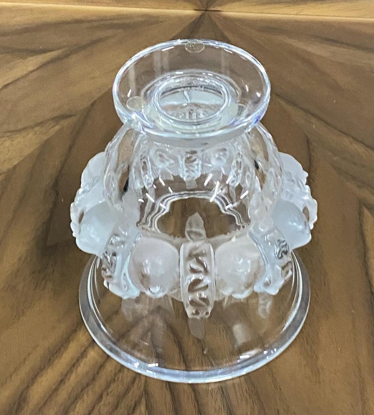 Stunning Lalique Crystal Dampierre Bird Vase Designed in 1948 by Marc