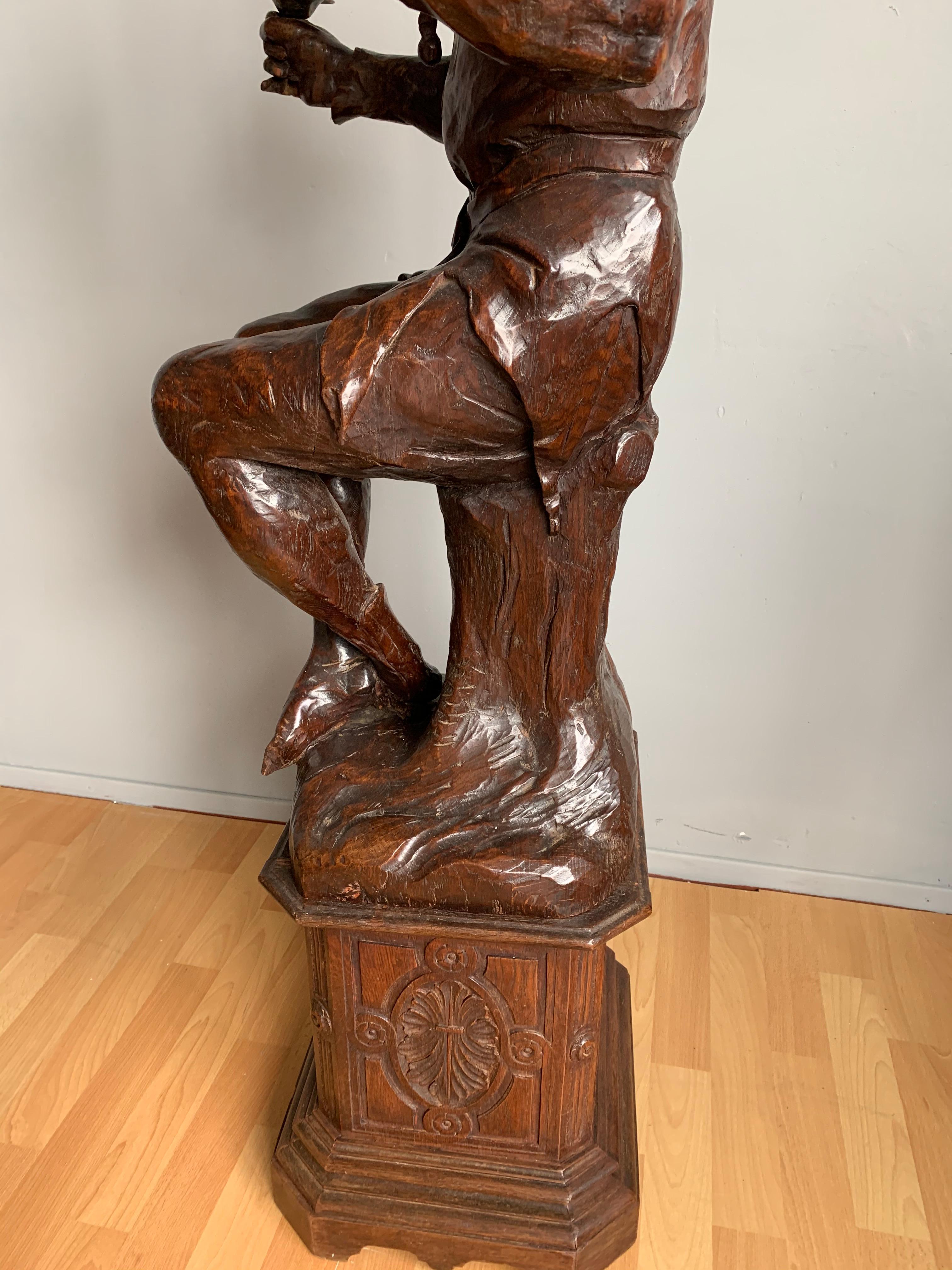 Stunning, Large and Hand Carved Renaissance Revival Court Jester Sculpture For Sale 8