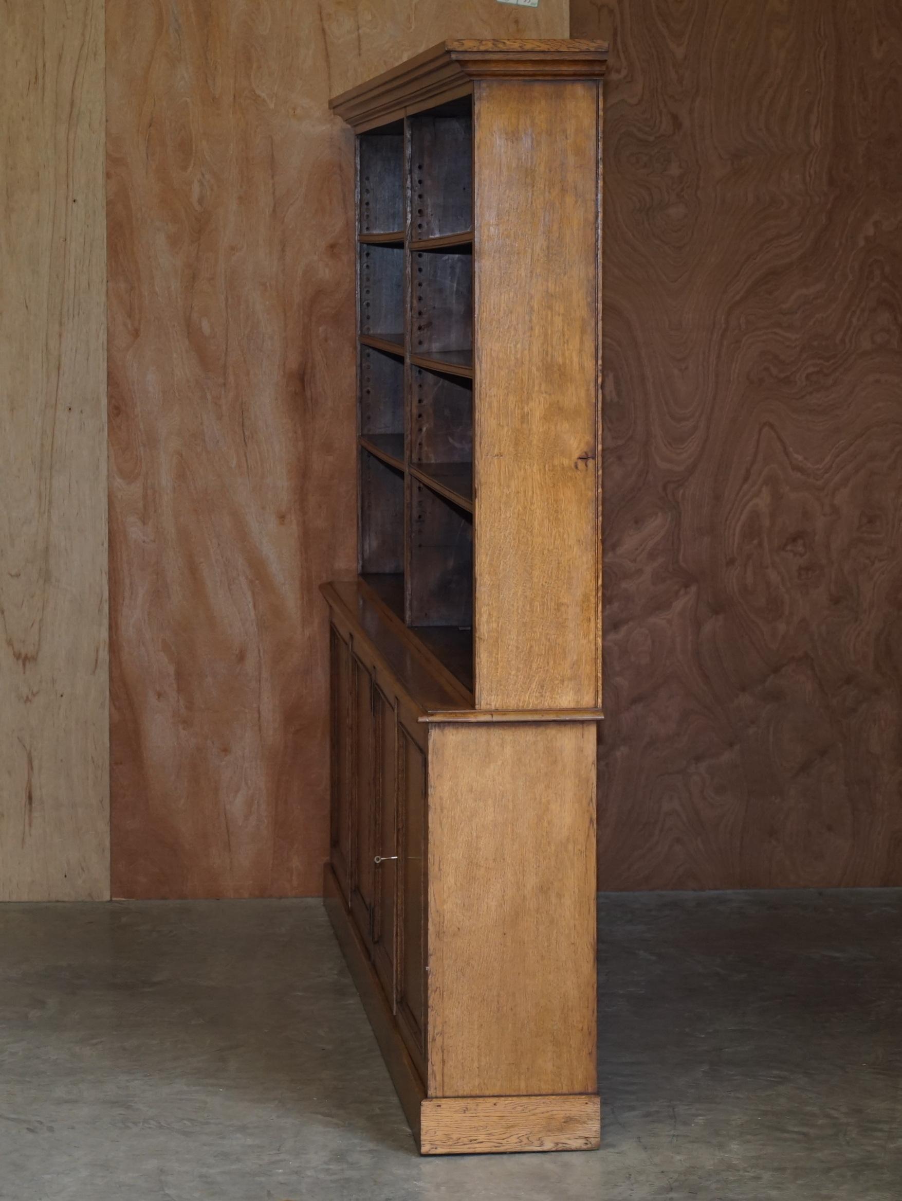 Stunning Large Antique Victorian Oak Library Bookcase Height Adjustable Shelves 7