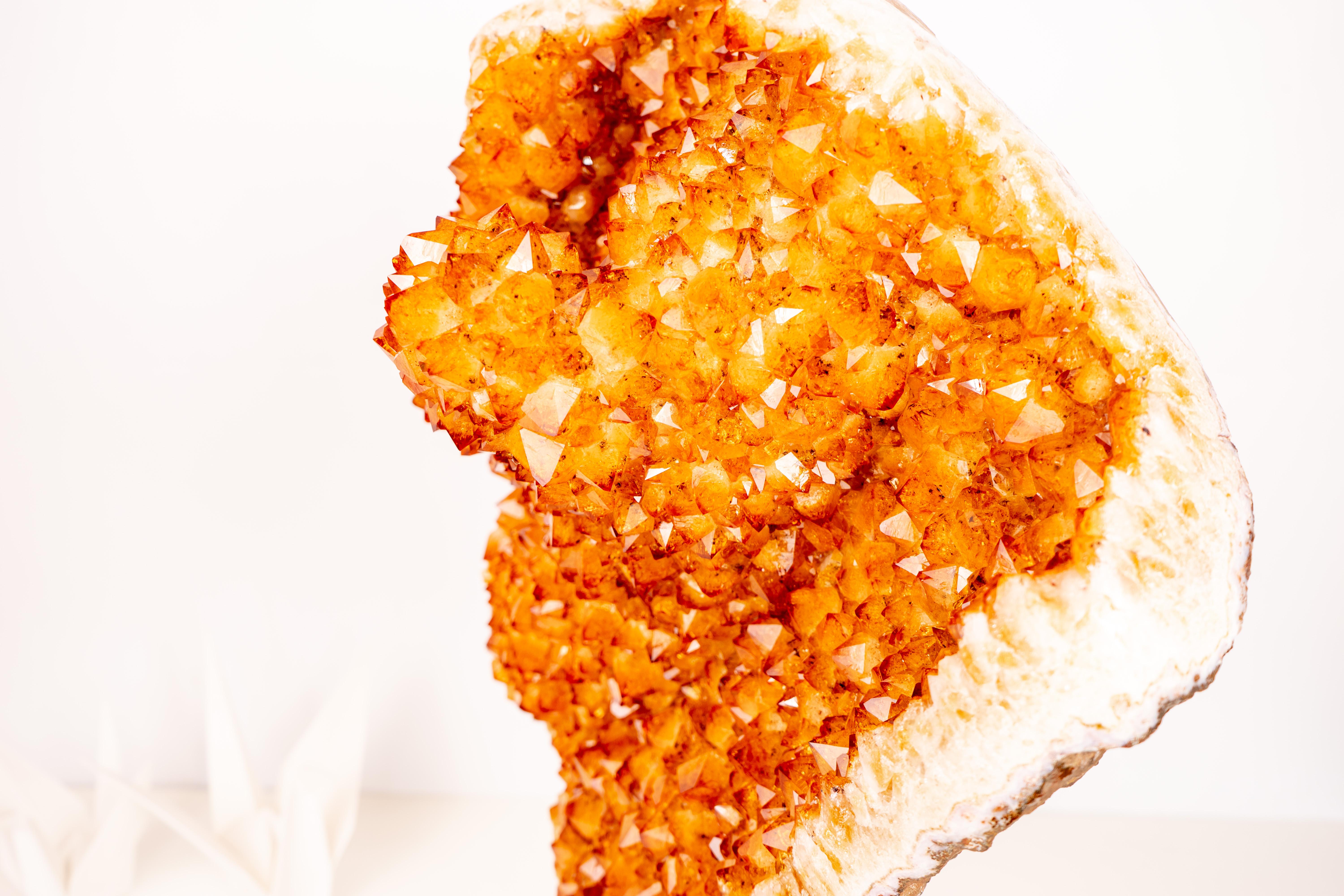 Stunning Large Citrine Crystal Cluster with Rare Stalactite Flower Brasileño en venta