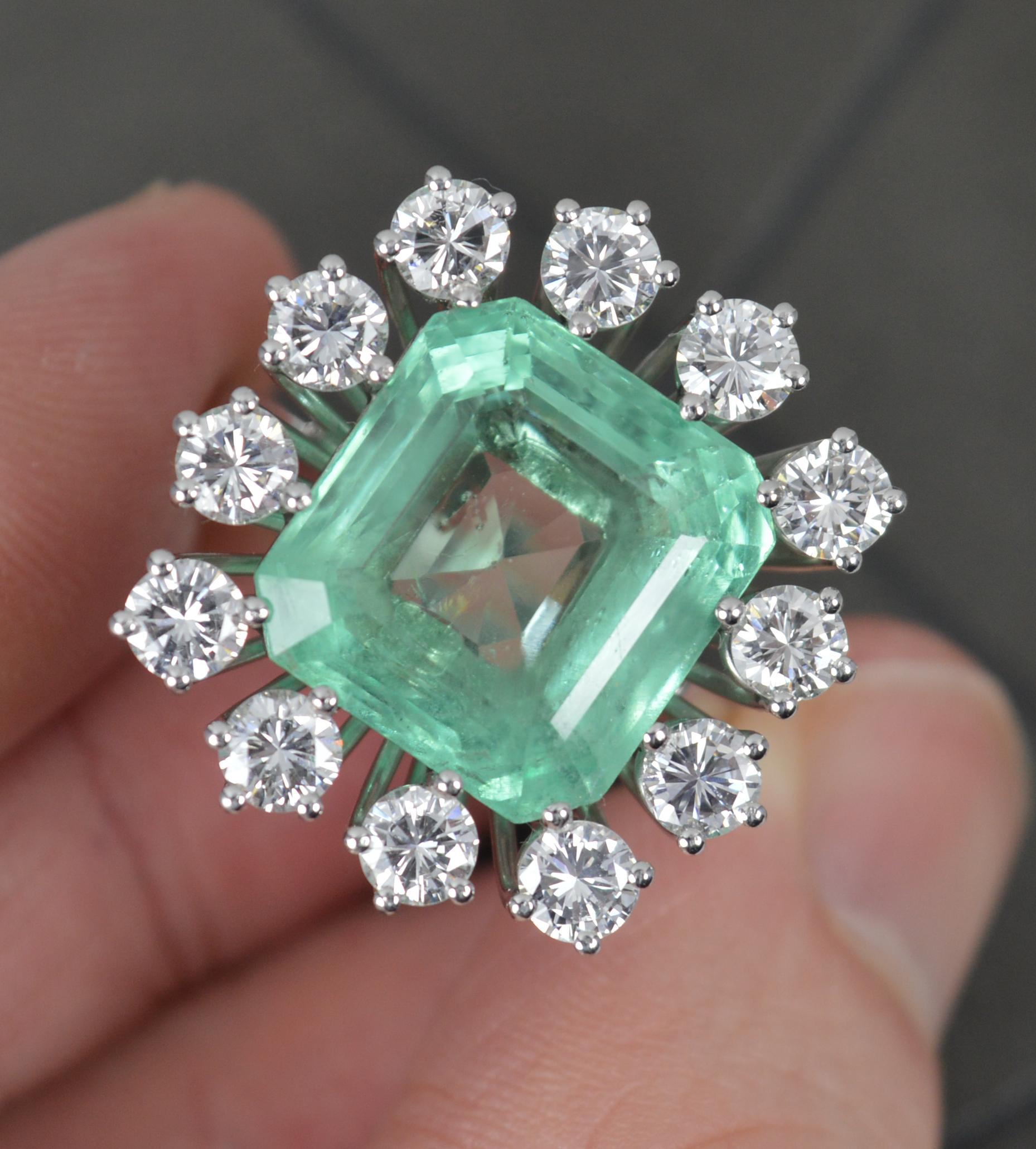 Stunning Large Emerald 2.5ct VS Diamond 18ct White Gold Cluster Cocktail Ring For Sale 6