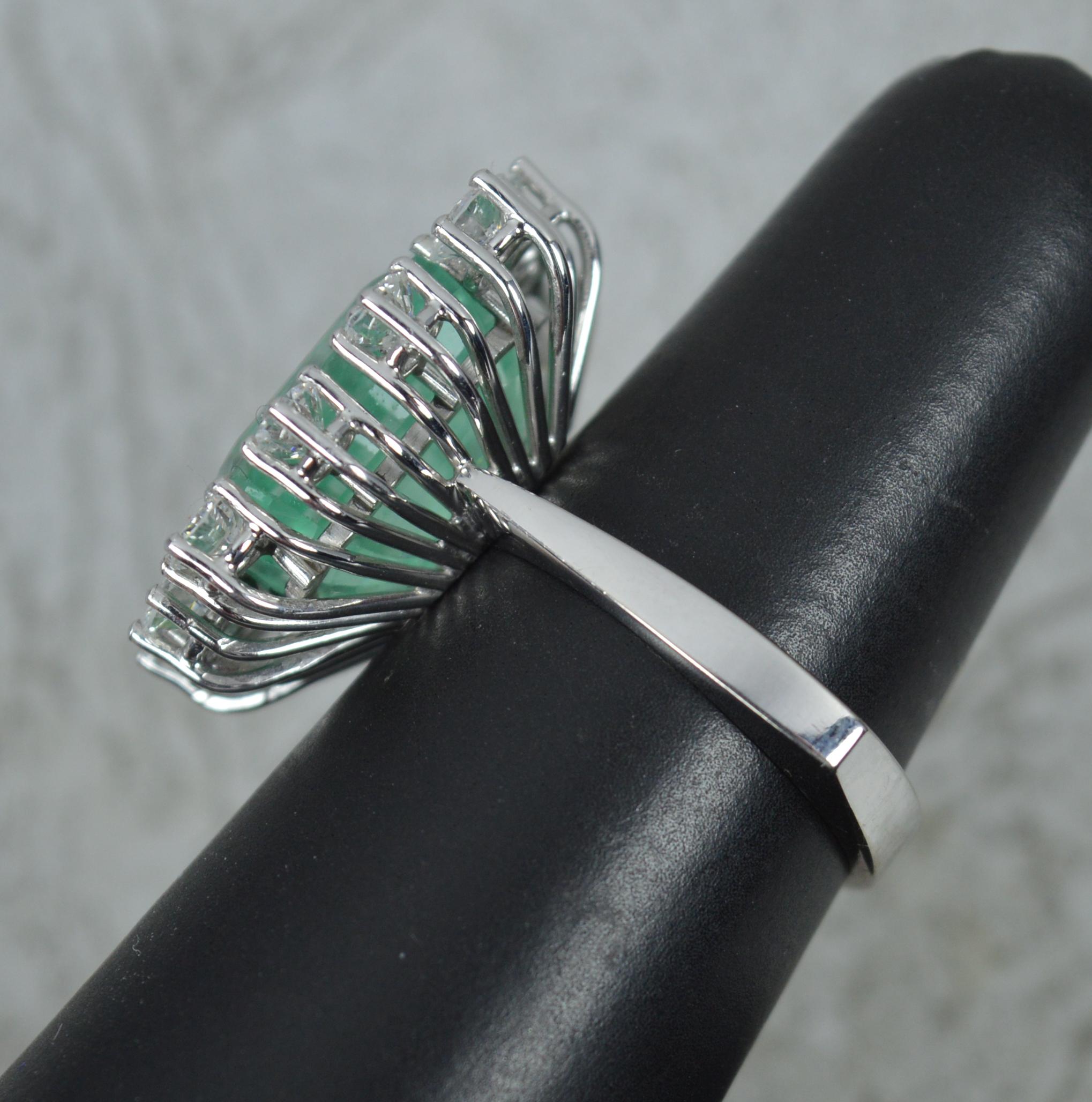 Stunning Large Emerald 2.5ct VS Diamond 18ct White Gold Cluster Cocktail Ring For Sale 1