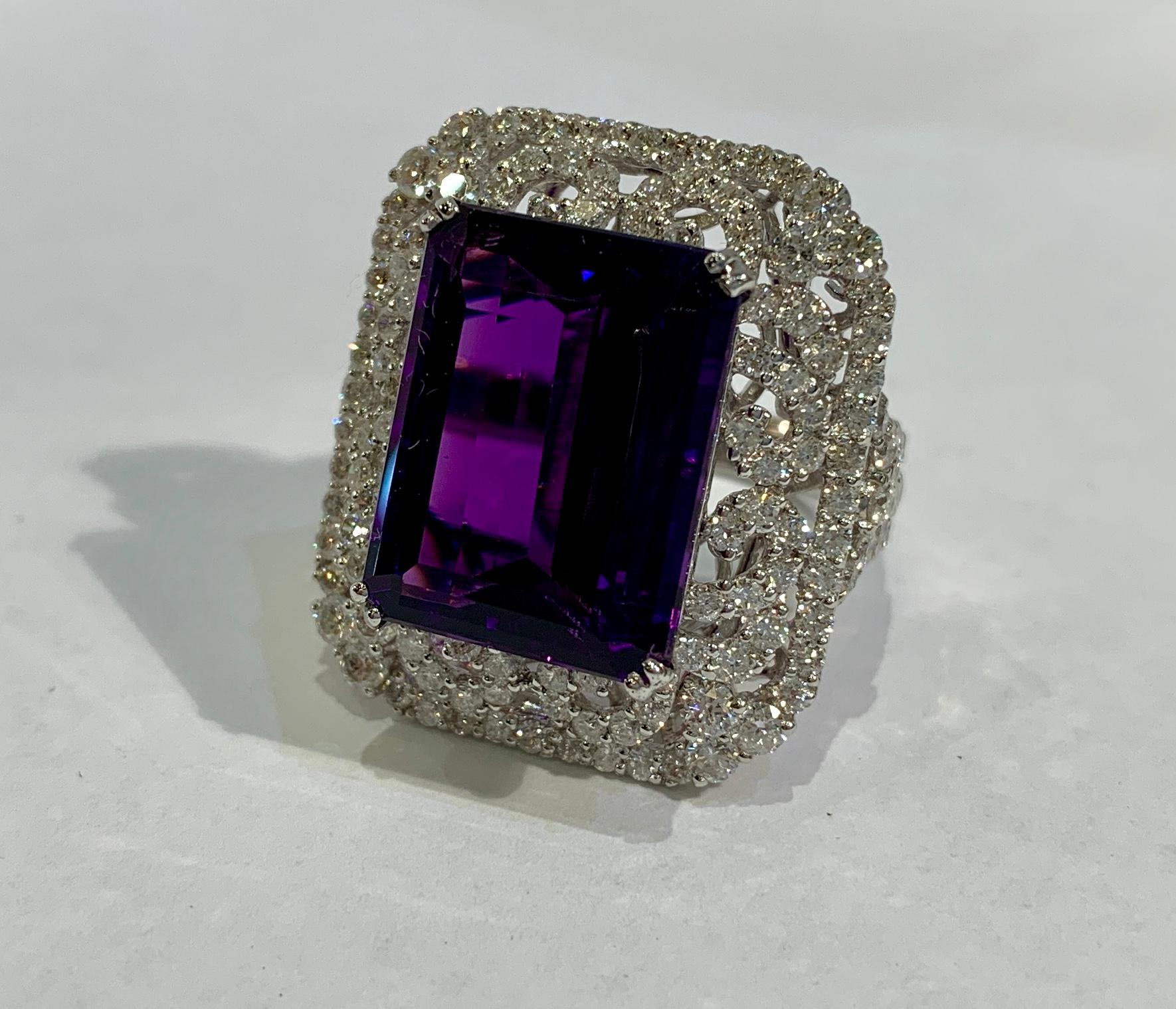 Stunning Large Emerald Cut Siberian Amethyst Diamond Ring in 18 Karat White Gold 8