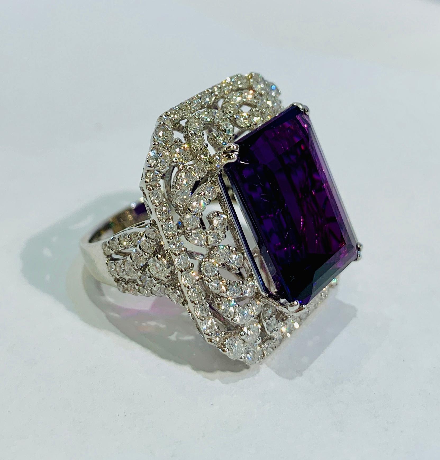 Stunning Large Emerald Cut Siberian Amethyst Diamond Ring in 18 Karat White Gold 9