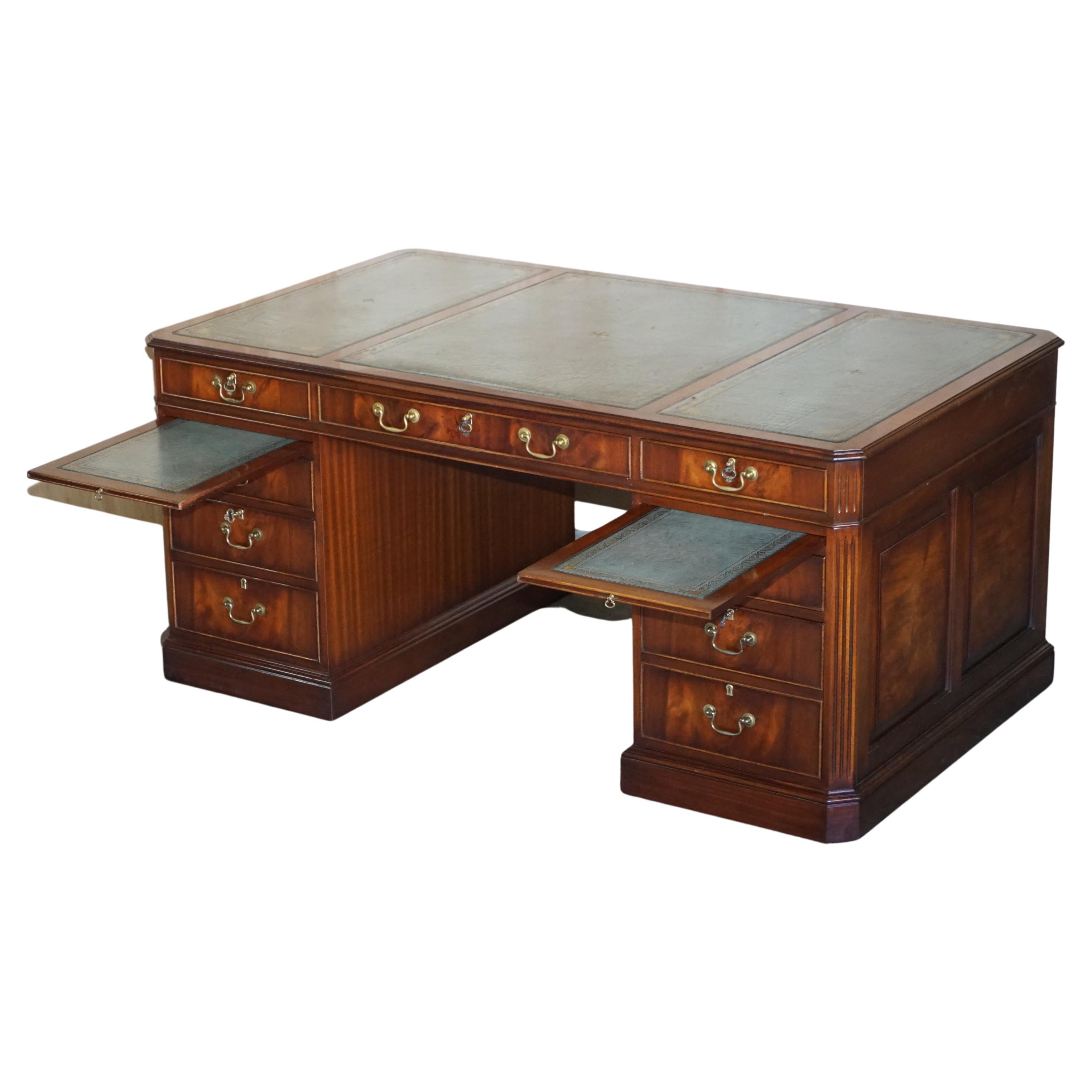 Stunning Large Flamed Hardwood Twin Pedestal Partner Desk Butlers Serving Trays