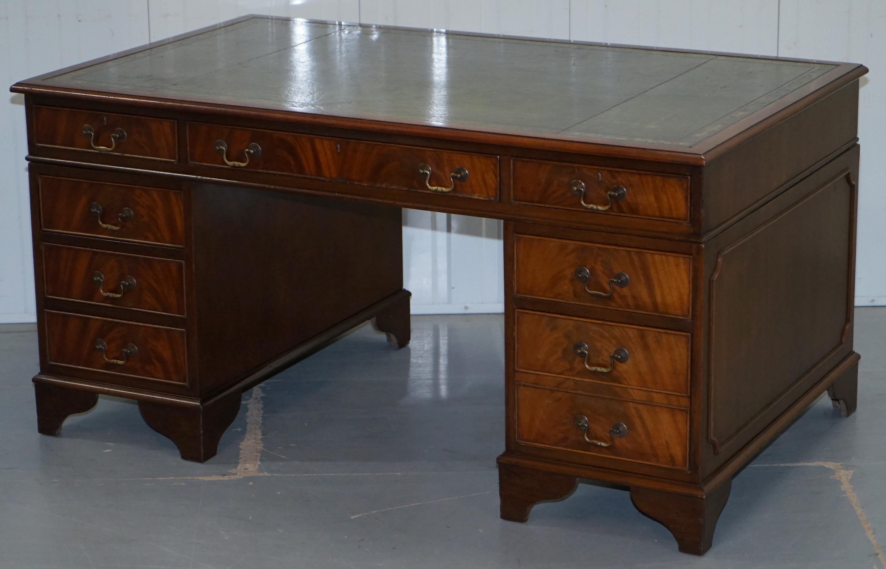 Victorian Stunning Large Flamed Mahogany Twin Pedestal Partner Desk with Green Leather Top