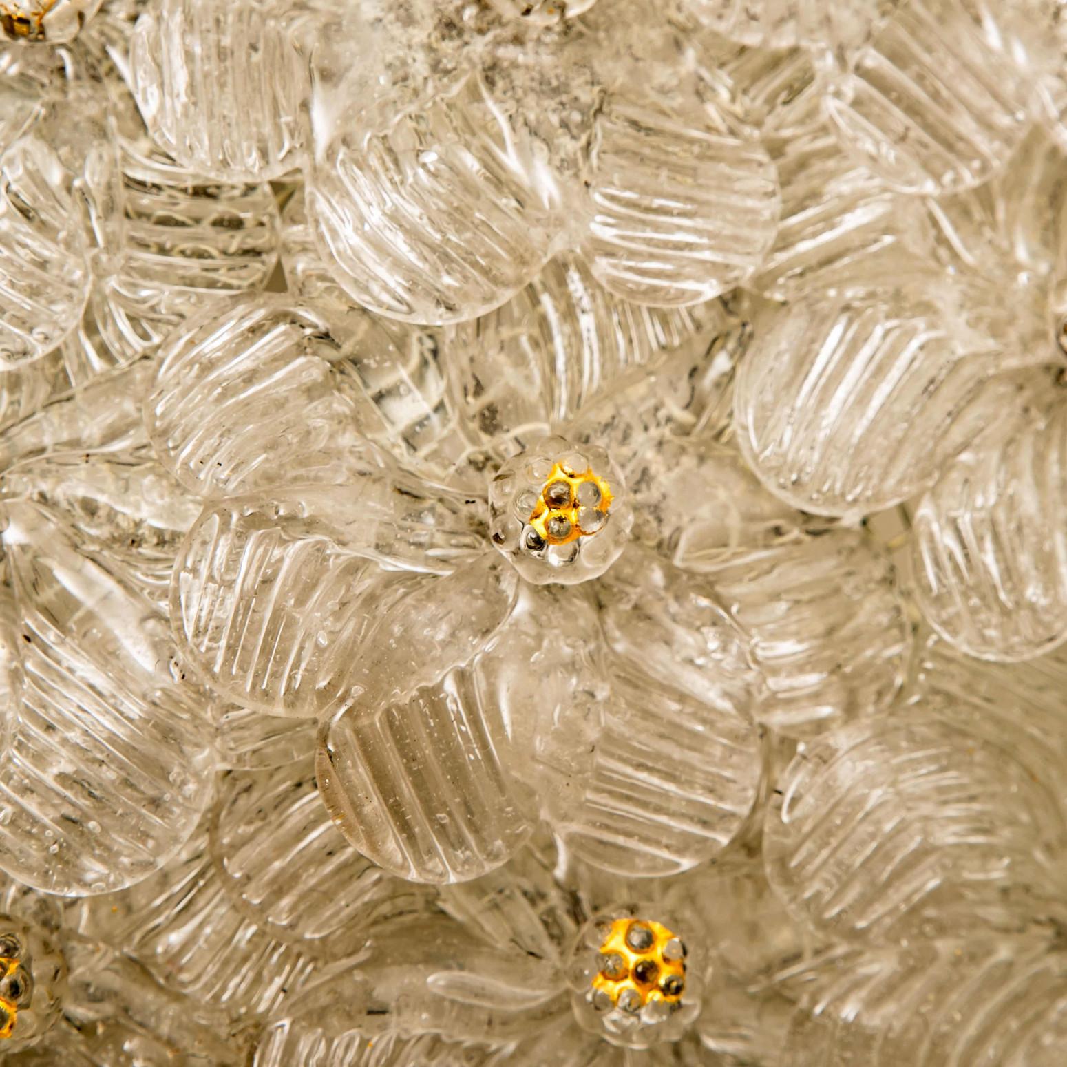 Mid-Century Modern Superbe affleurant à grande fleur dans le style de Barovier&Toso, Murano en vente