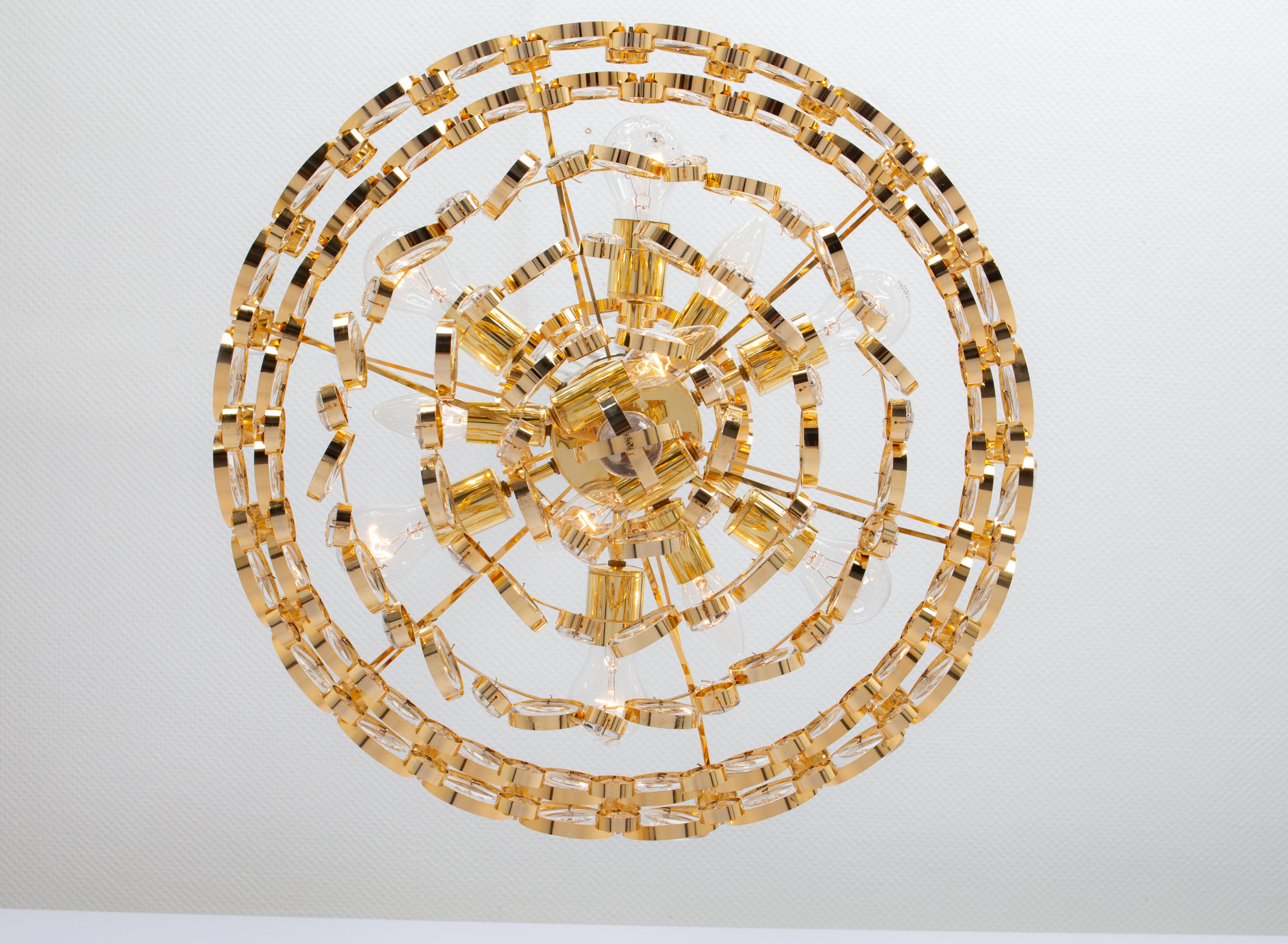 1 of 2 Stupendo lampadario di grandi dimensioni in ottone dorato, Sciolari, Palwa, Germania, anni '70 in vendita 1