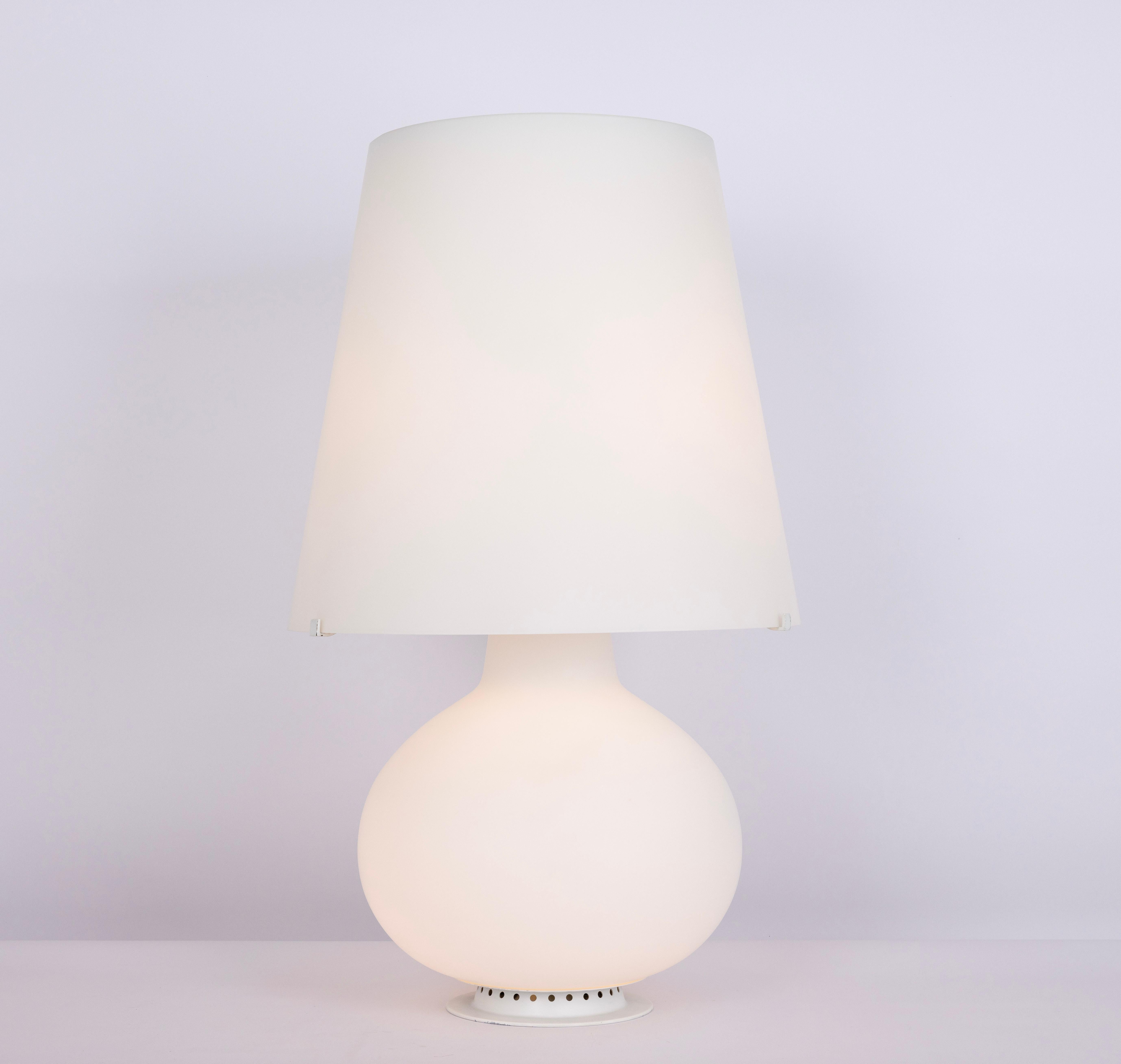 Stunning Large Glass Table Lamps by Fontana Arte, Italy , 1980s en venta 4