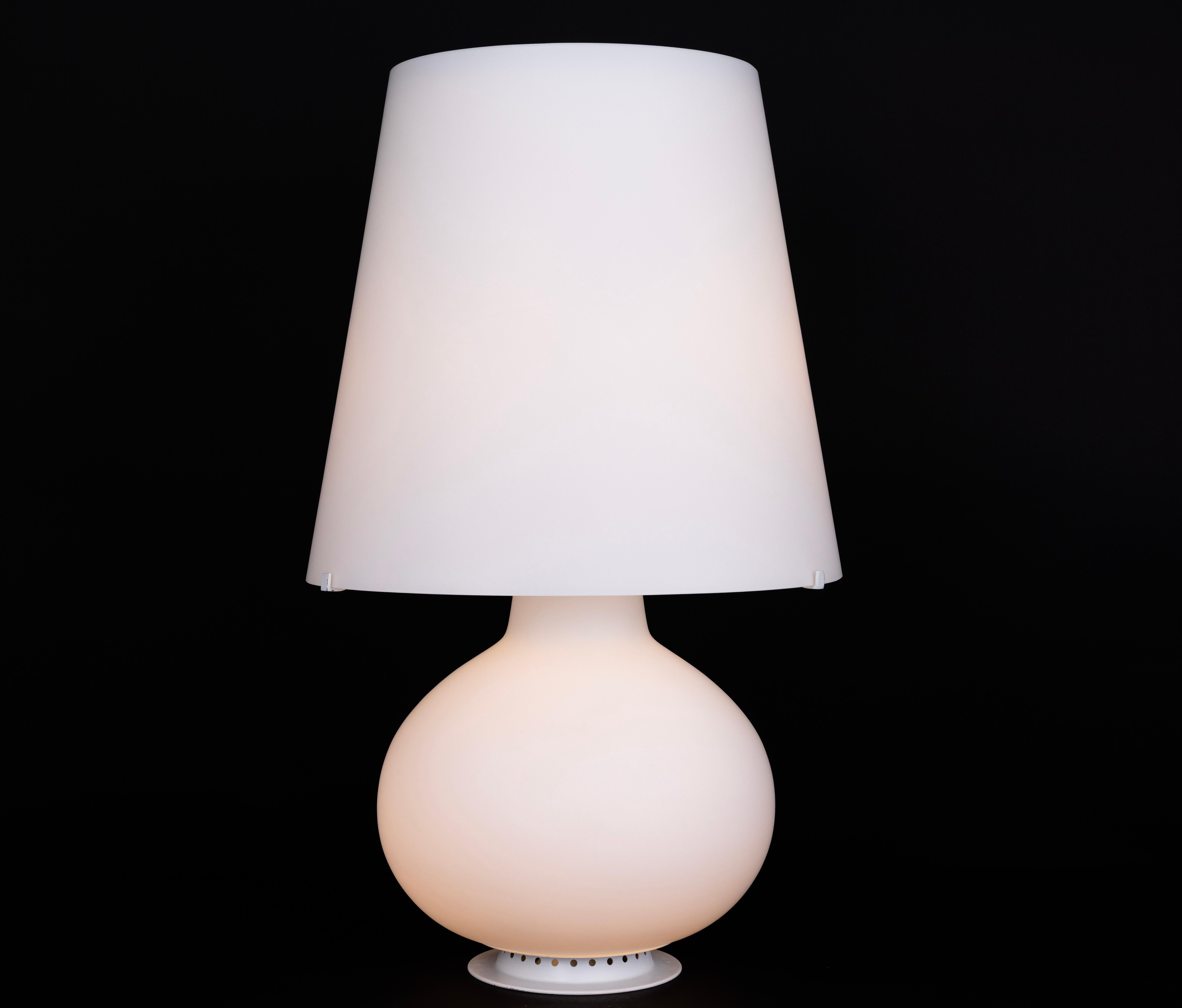 Stunning Large Glass Table Lamps by Fontana Arte, Italy , 1980s en venta 7