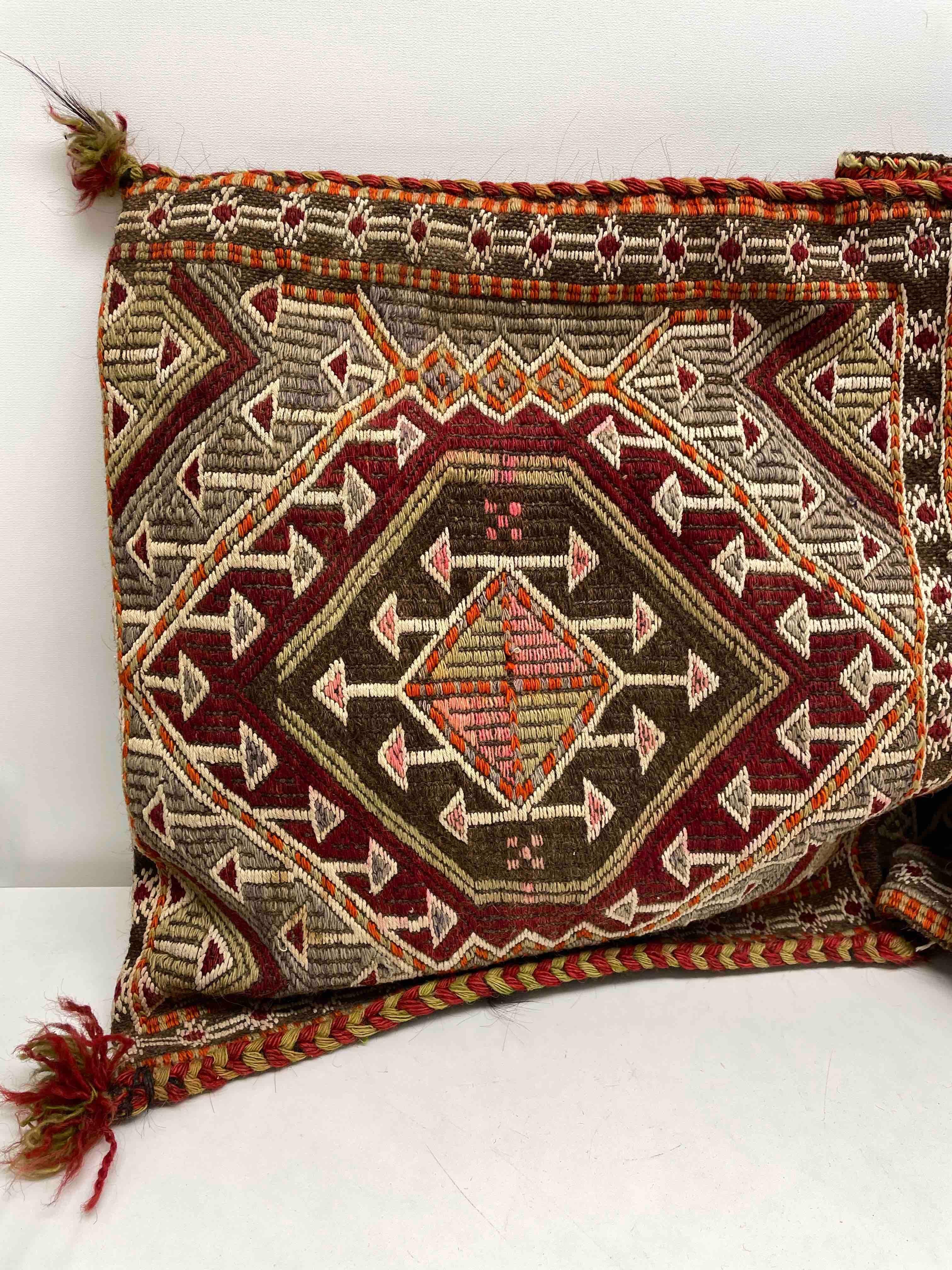 arabic pillows