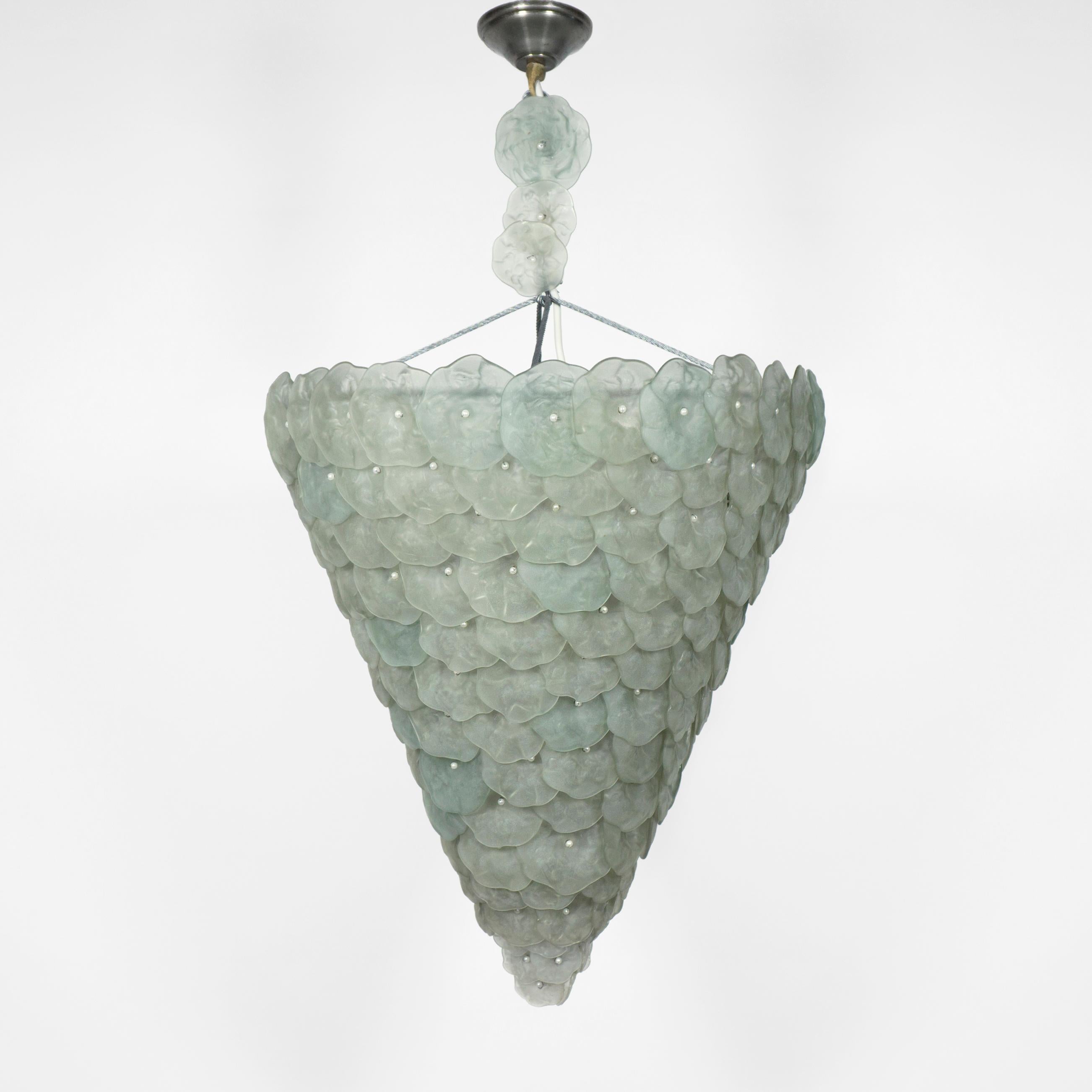 Stunning Large Italian 1960s 1970s Murano Glass Flowers Basket Light Candelier In Good Condition For Sale In Regensburg, DE
