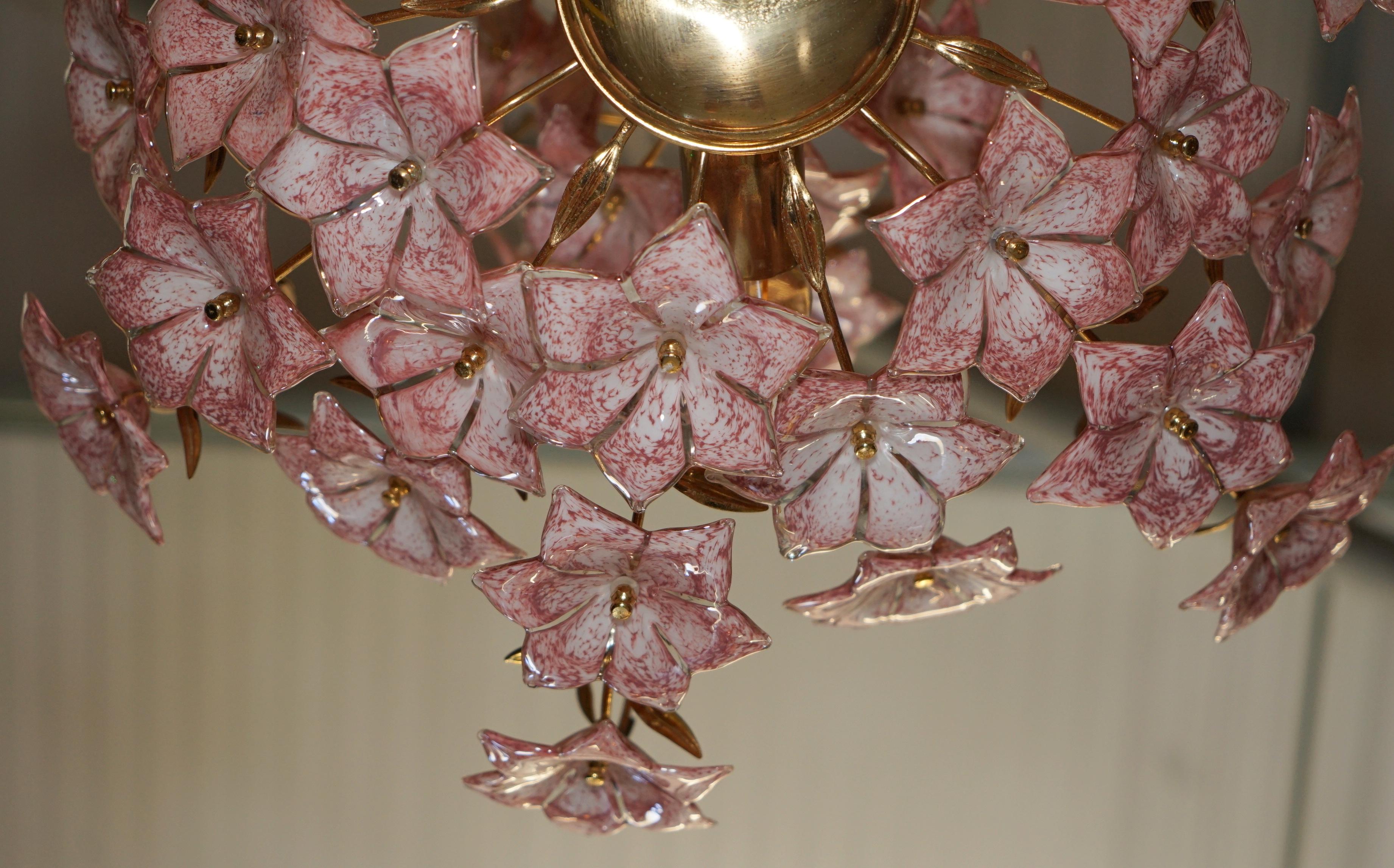 STUNNING LARGE ITALIAN MURANO ROSE GLASS MiD CENTURY MODERN FLORAL CHANDELIER For Sale 8