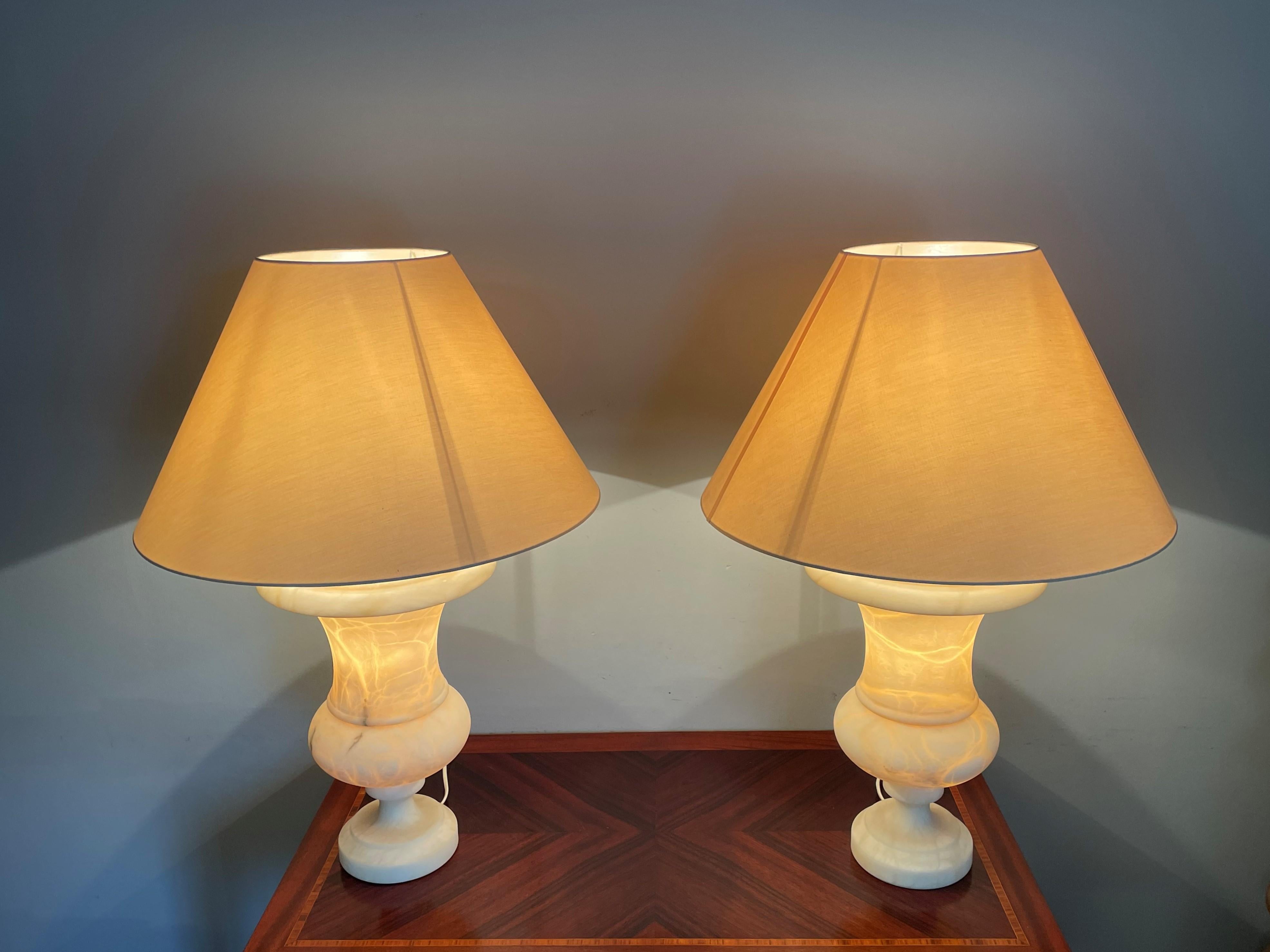 Stunning & Large Pair of Hand Carved Alabaster Urn Design Table lamps 1960-1970s 12