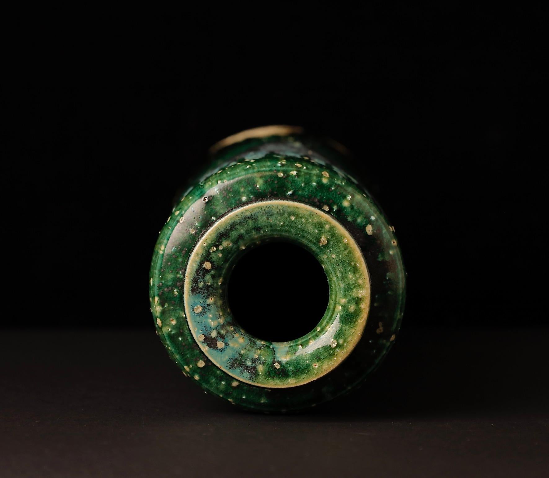 Stunning large Shigaraki ceramic vase by renowned artist Kandagawa Toshiro 3