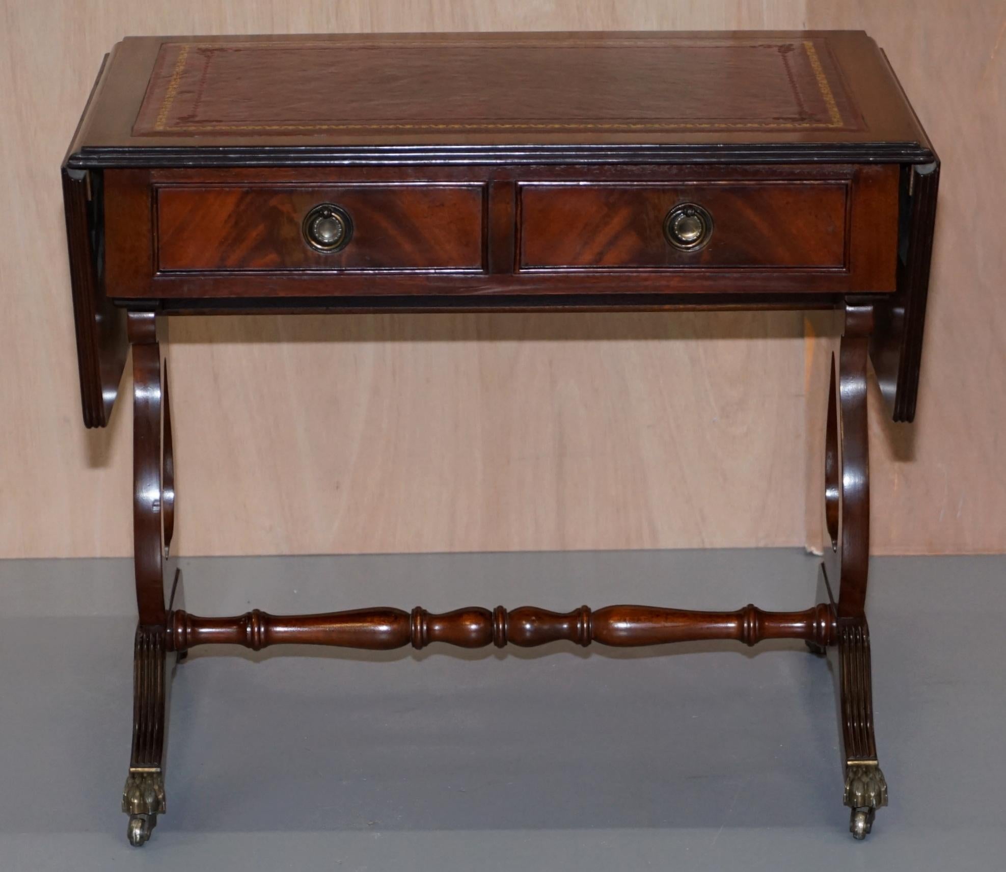We are delighted to offer for sale this lovely large Bevan Funnell vintage Mahogany side table with extending top twin drawers and Oxblood leather top

A very good looking and versatile piece, the table has twin drawers to the front and twin false
