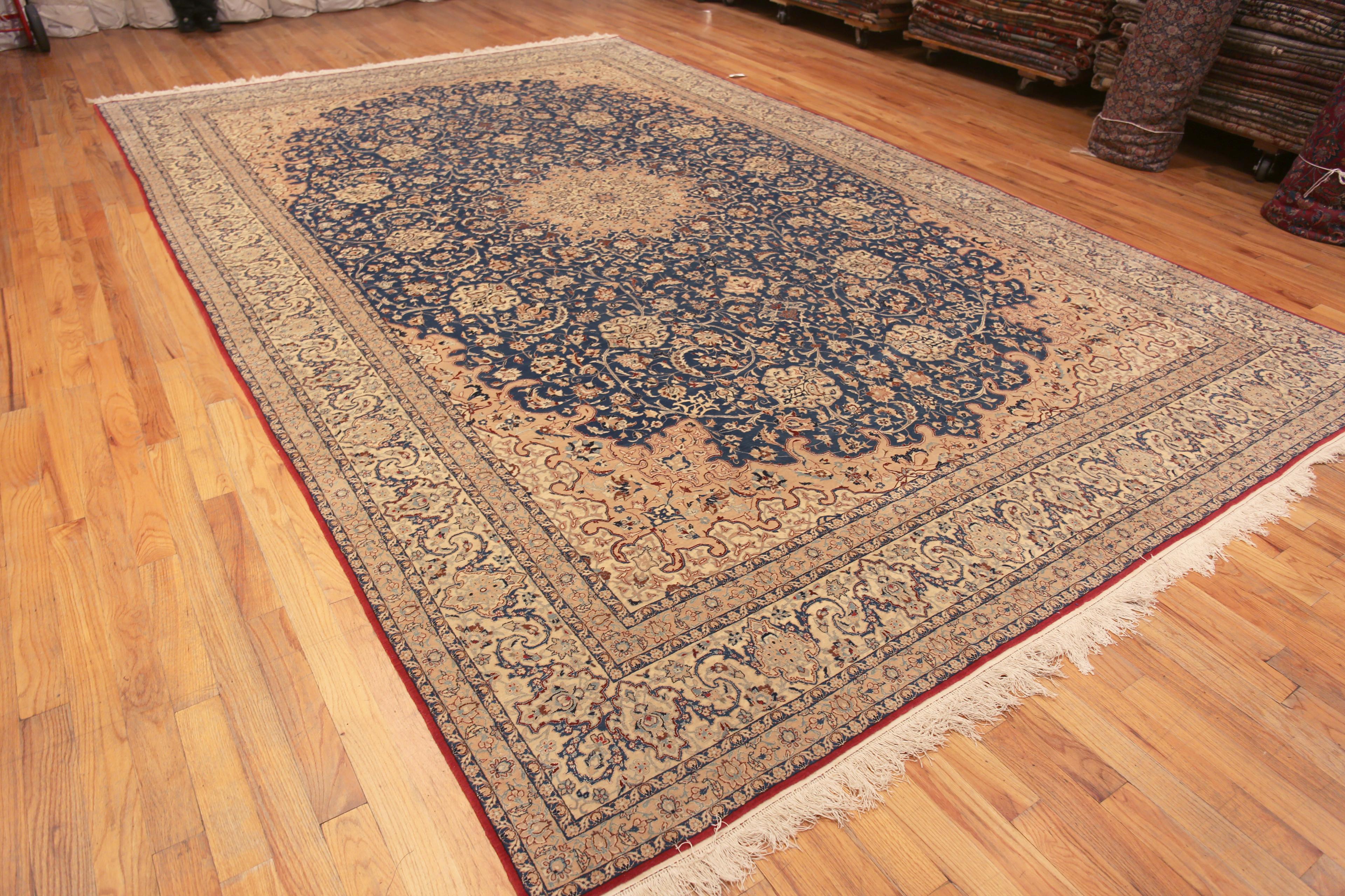 Stunning Large Silk And Wool Fine Vintage Persian Nain Area Rug 10'6
