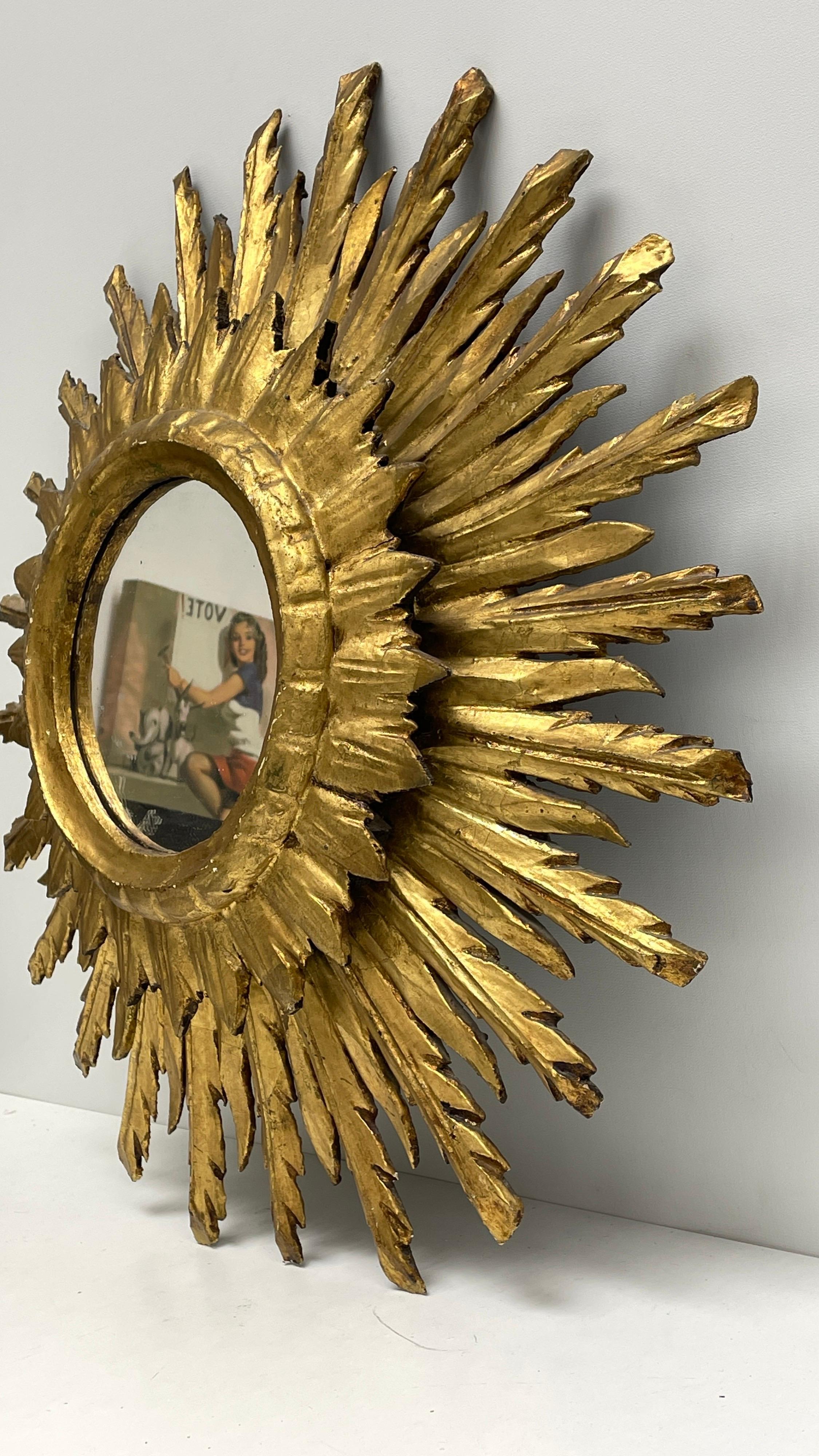 Stunning Large Sunburst Starburst Mirror Gilded Wood, France, circa 1920s 3