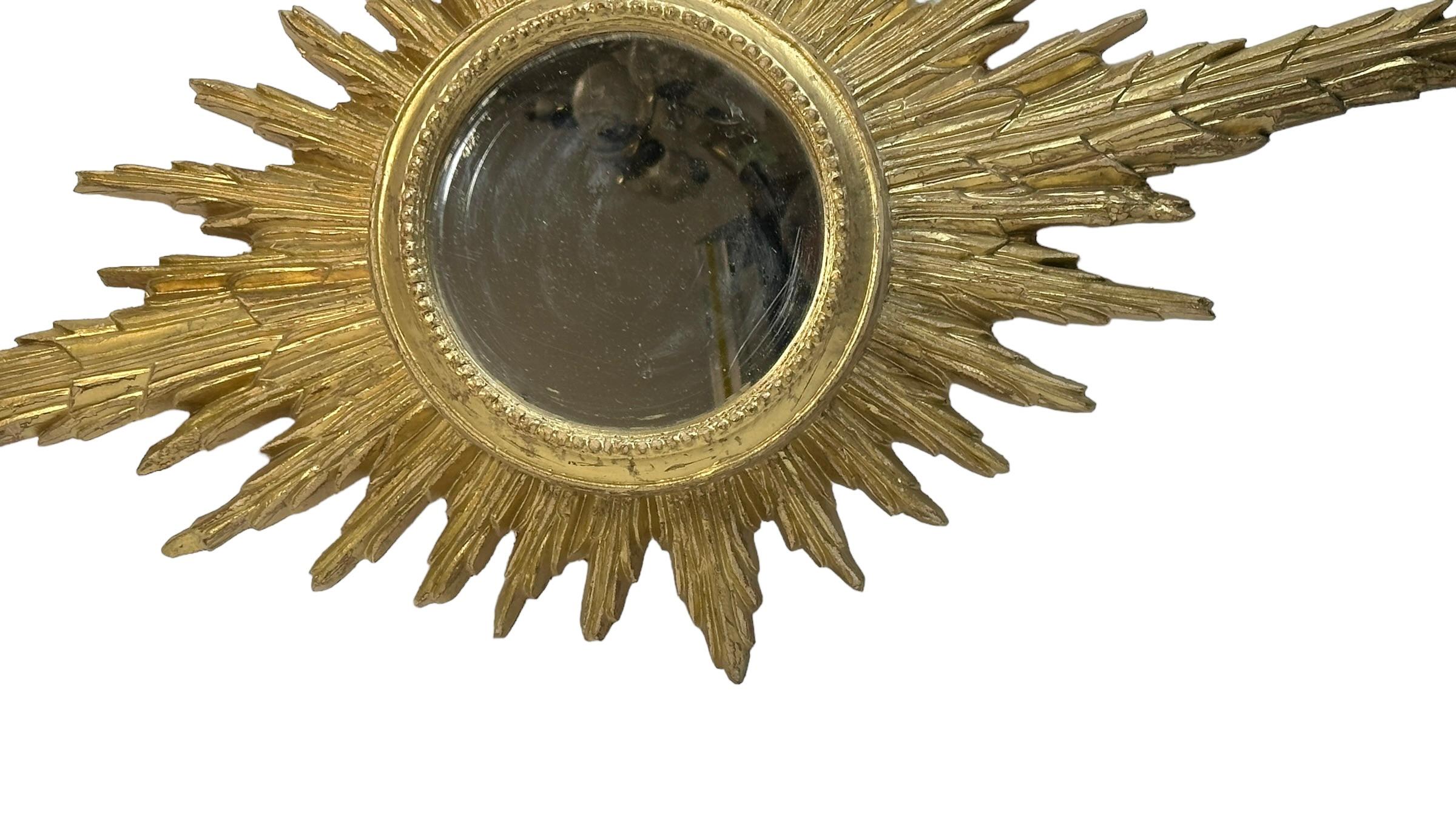 Early 20th Century Stunning Large Sunburst Starburst Mirror Gilded Wood, Italy, circa 1900s For Sale